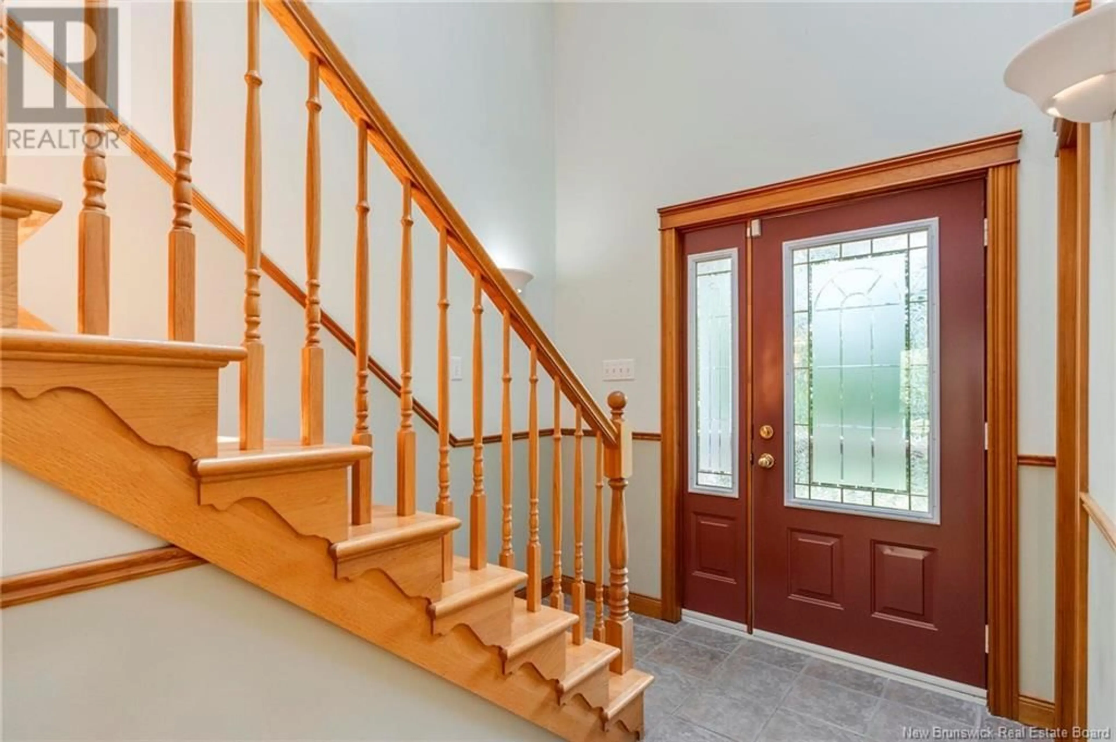 Indoor foyer for 46 PICKWAUCKET ROAD, Hampton New Brunswick E5N6H6