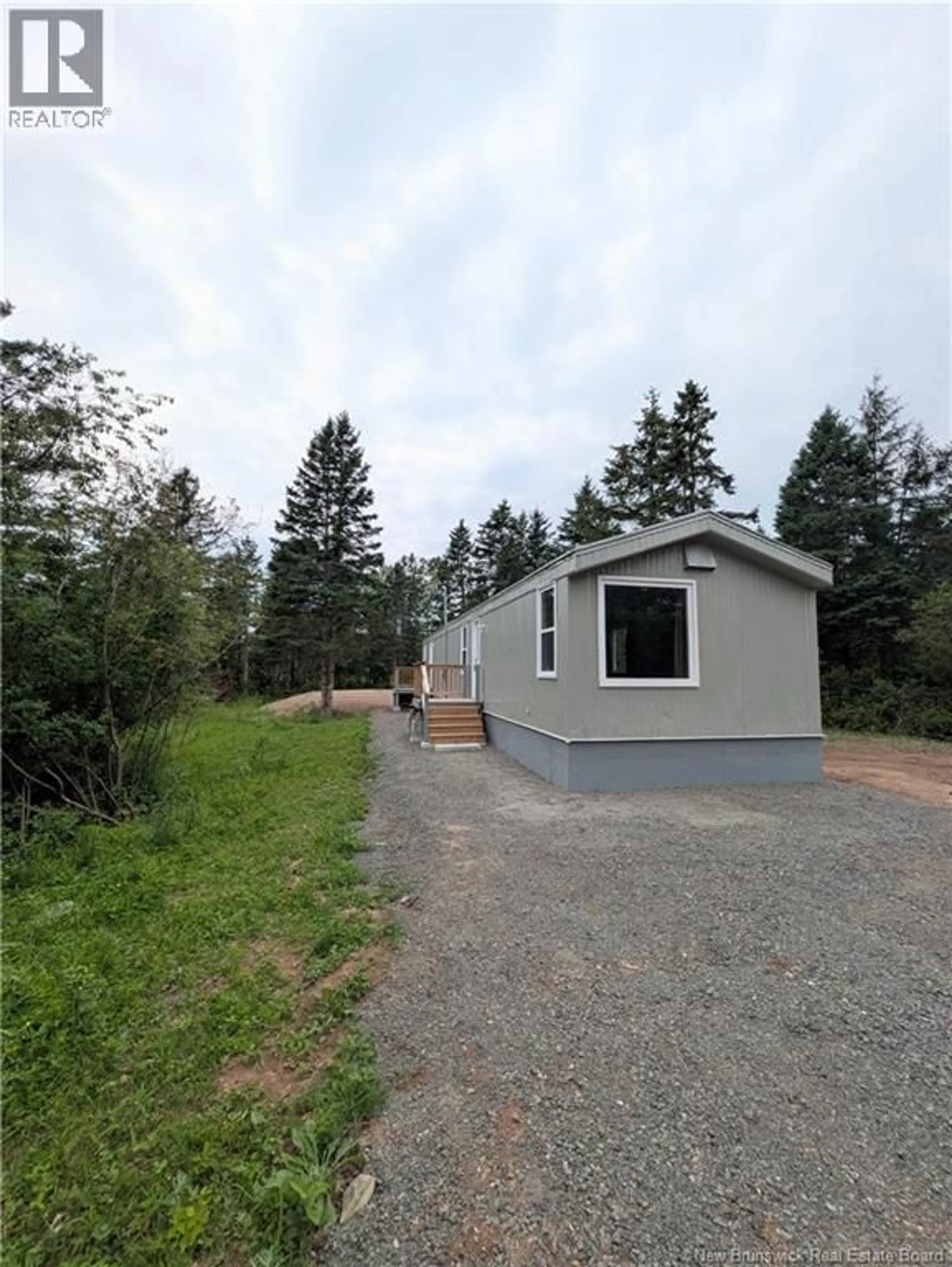 Home with vinyl exterior material, street for 4371 ROUTE 106, Petitcodiac New Brunswick E4Z3K2