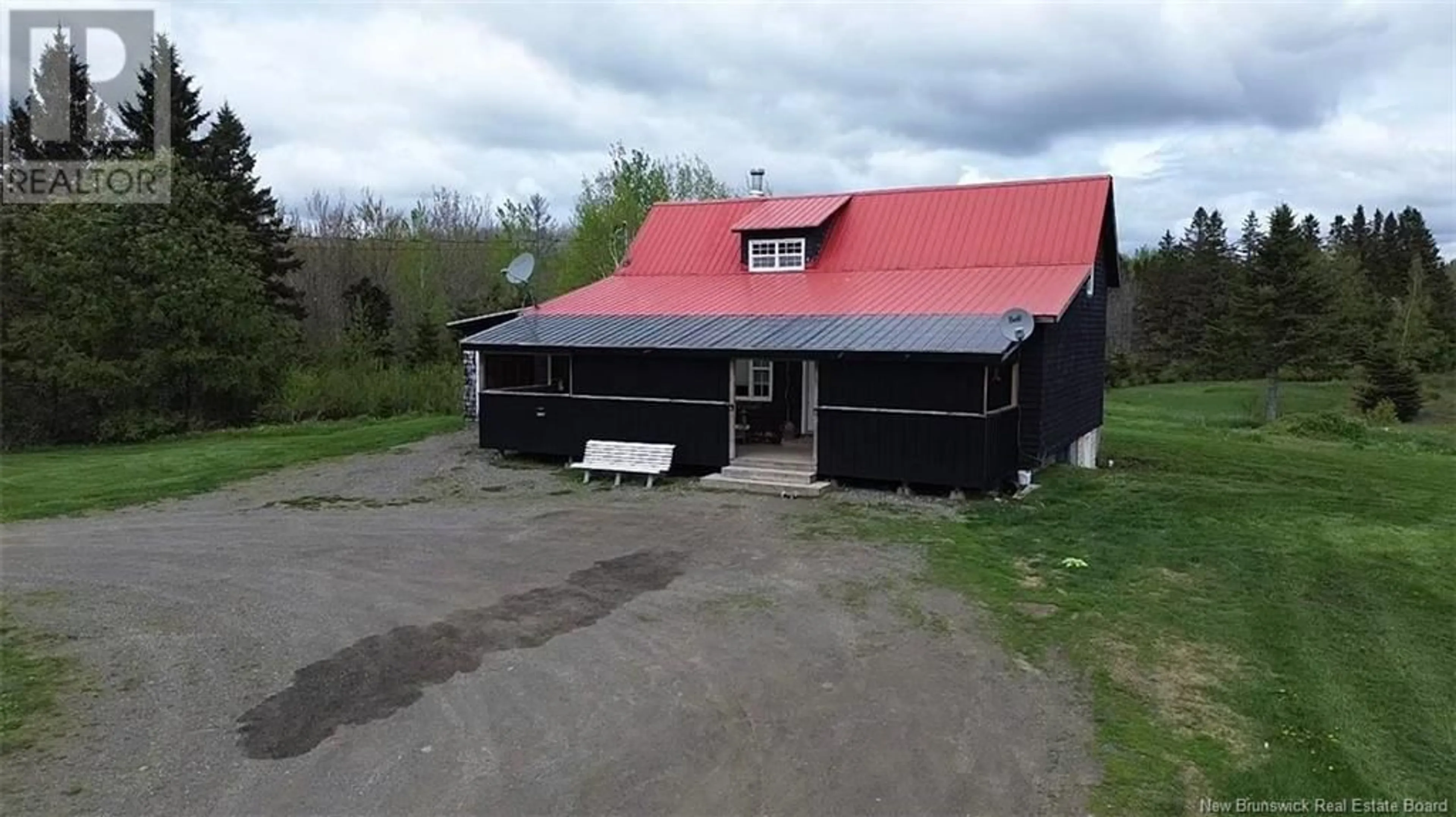 A pic from outside/outdoor area/front of a property/back of a property/a pic from drone, building for 432 SCOTT SIDING ROAD, Scott Siding New Brunswick E5H1W2