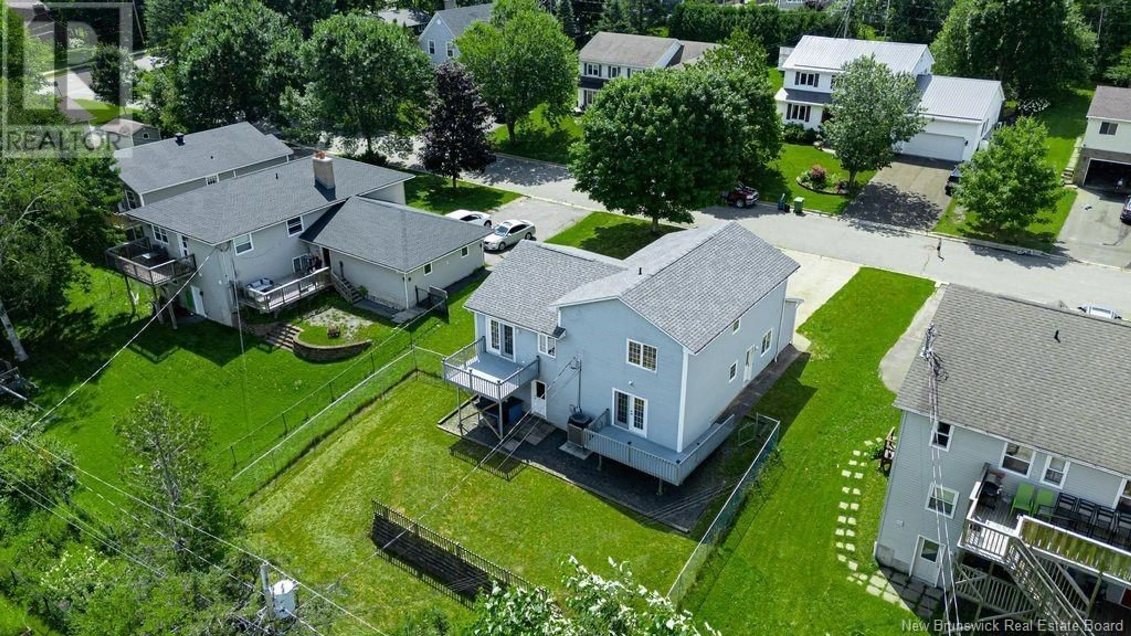 A pic from outside/outdoor area/front of a property/back of a property/a pic from drone, street for 39 AMBERWOOD LANE, Fredericton New Brunswick E3C1L7