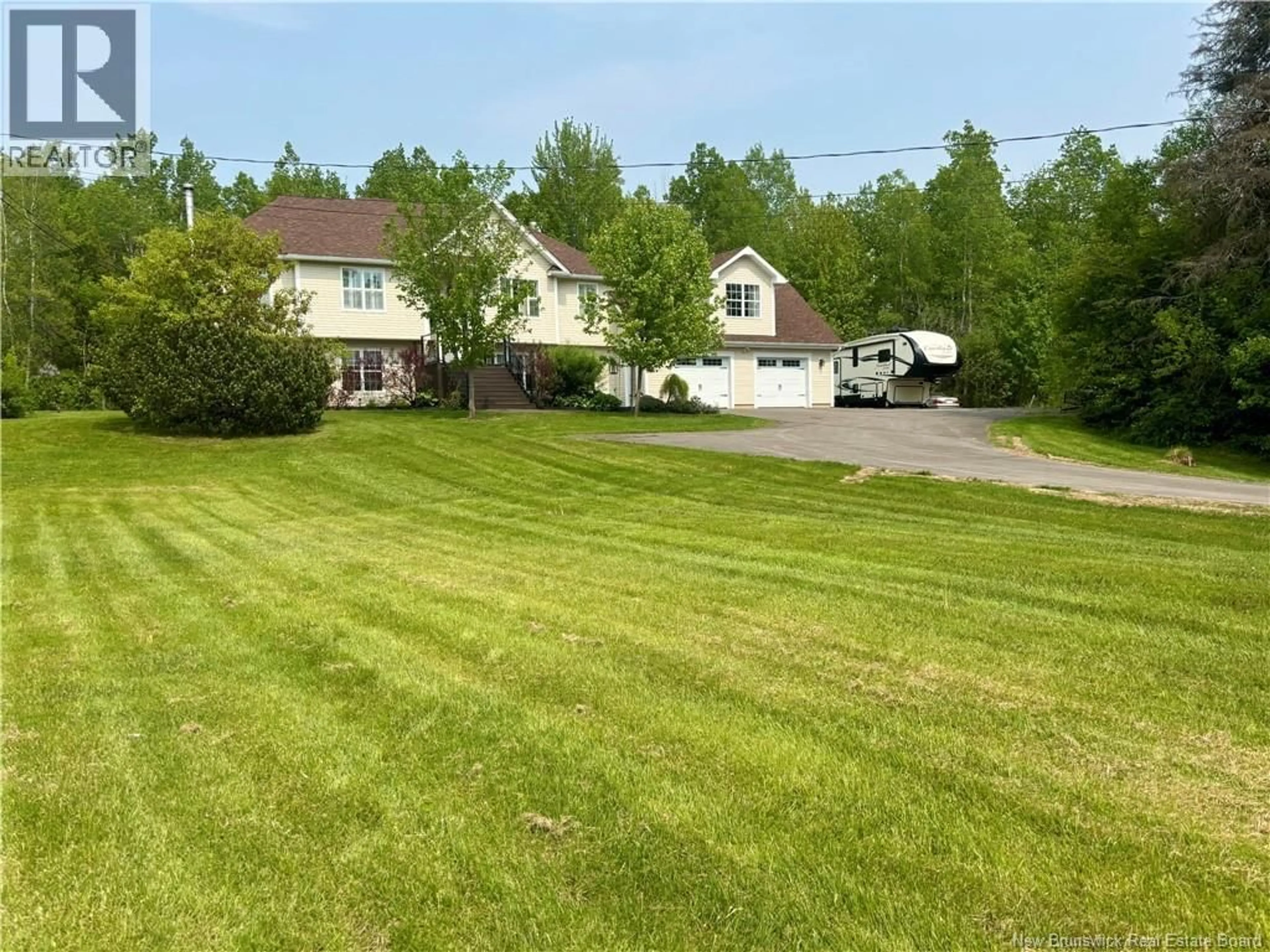 A pic from outside/outdoor area/front of a property/back of a property/a pic from drone, mountain view for 21 ROGERS, Berry Mills New Brunswick E1G2N2