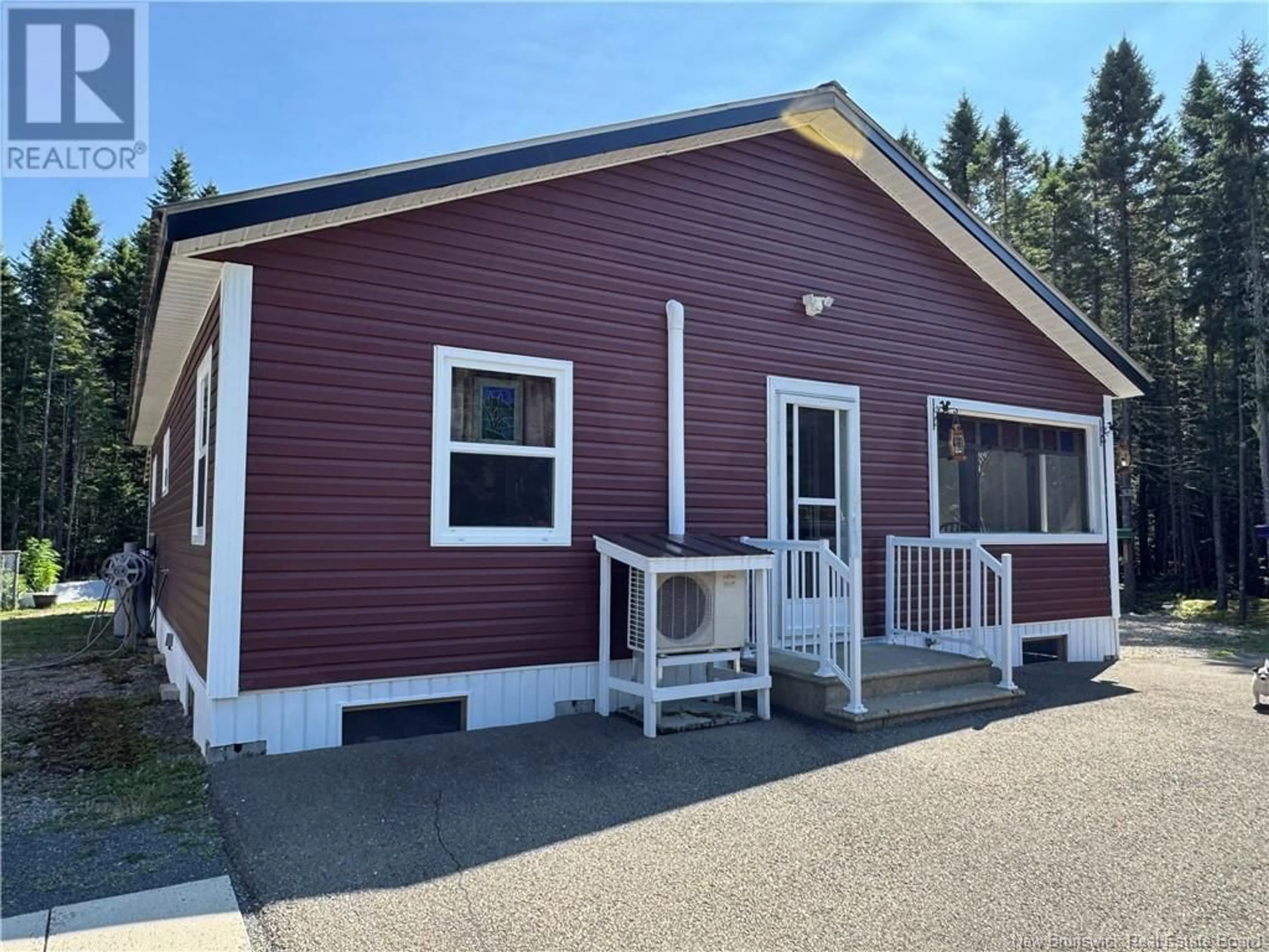 Home with vinyl exterior material, building for 11 BURTT CLIFF ROAD, Juniper New Brunswick E7L1J1