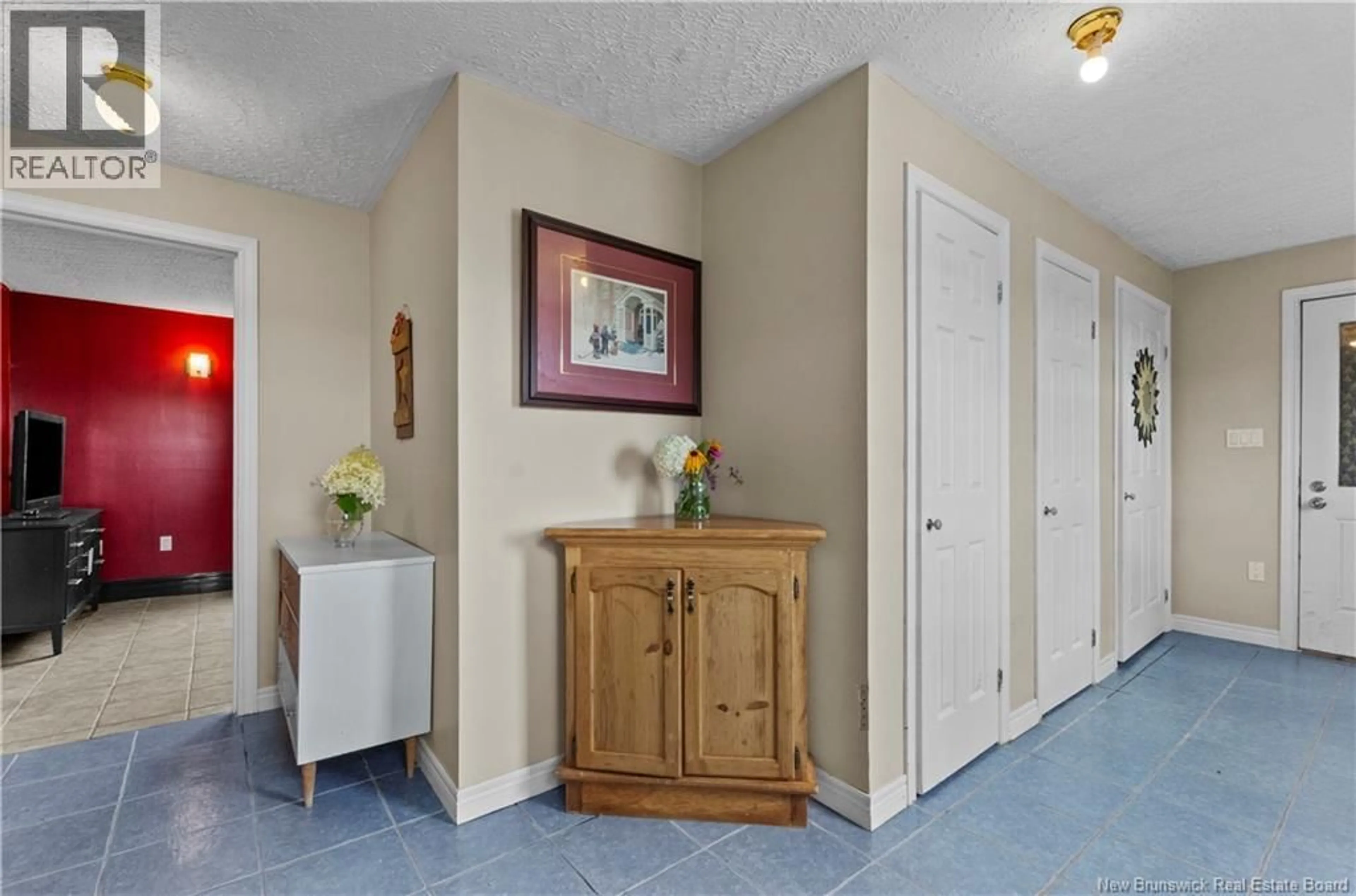 Indoor entryway for 330 TRIPP SETTLEMENT ROAD, Keswick Ridge New Brunswick E6L1W3