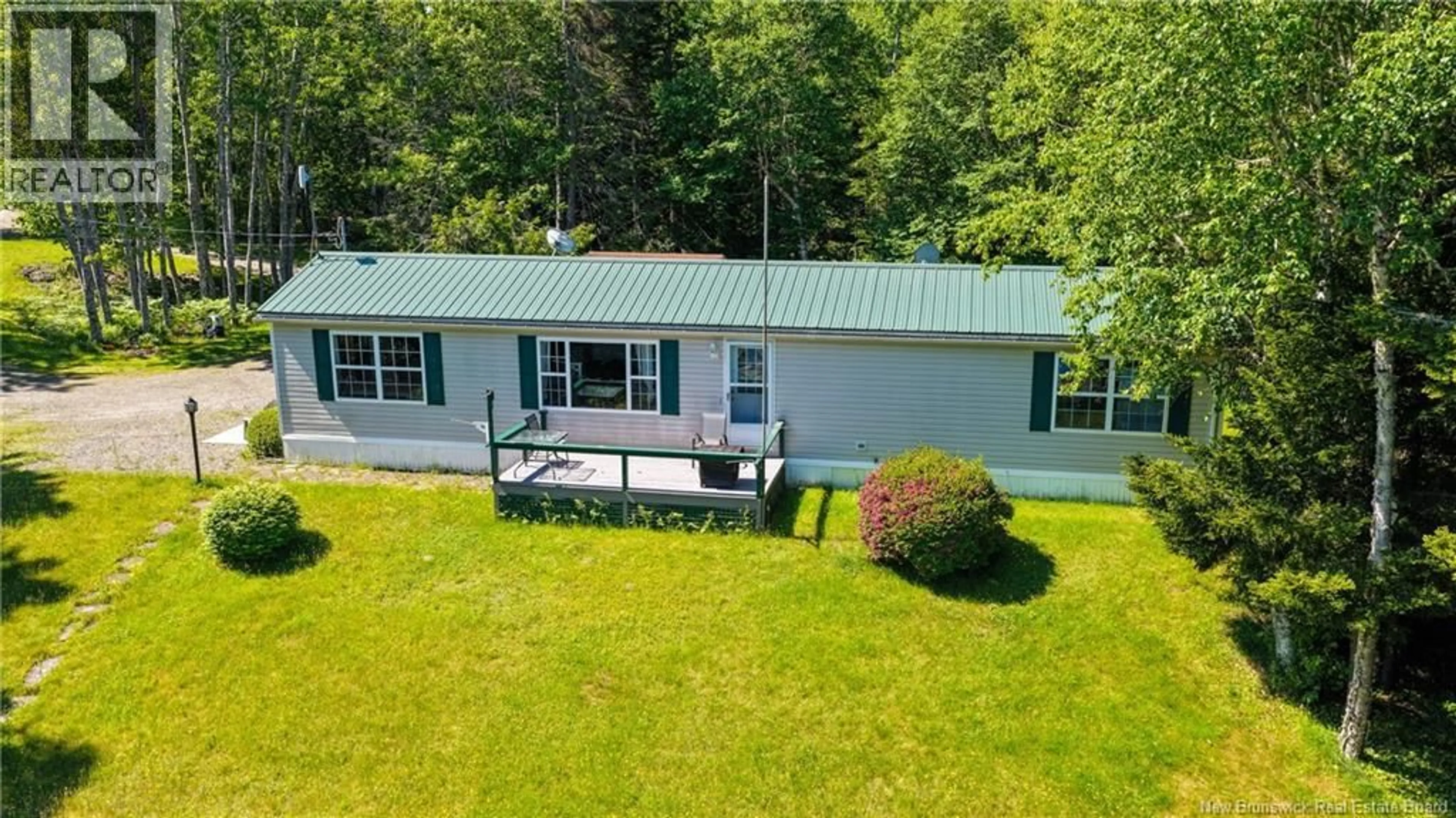 A pic from outside/outdoor area/front of a property/back of a property/a pic from drone, water/lake/river/ocean view for 23 BIRCH COVE VIEW, Chamcook New Brunswick E5B3E1