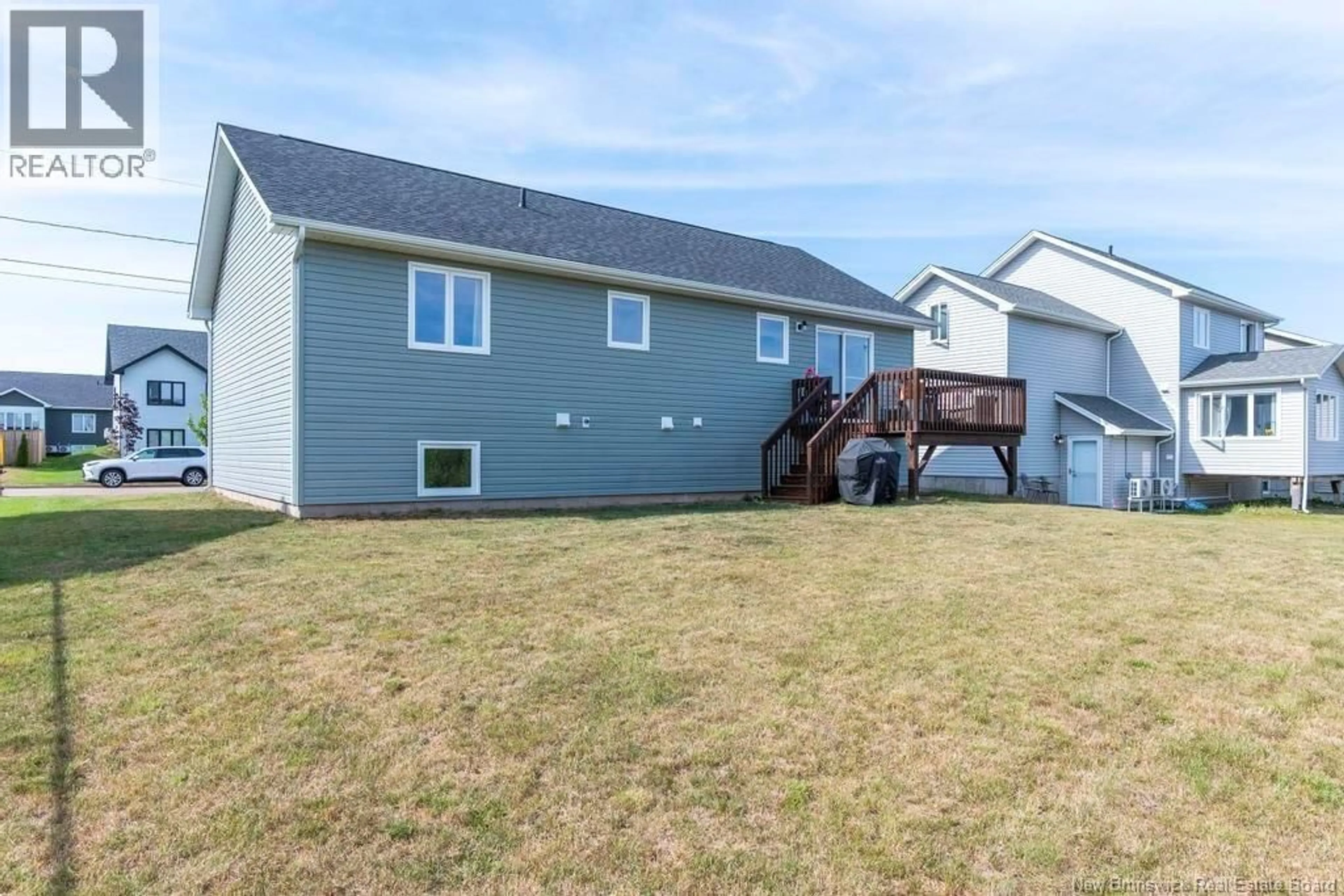 Home with vinyl exterior material, unknown for 16 LUXOR DRIVE, Riverview New Brunswick E1B0V8