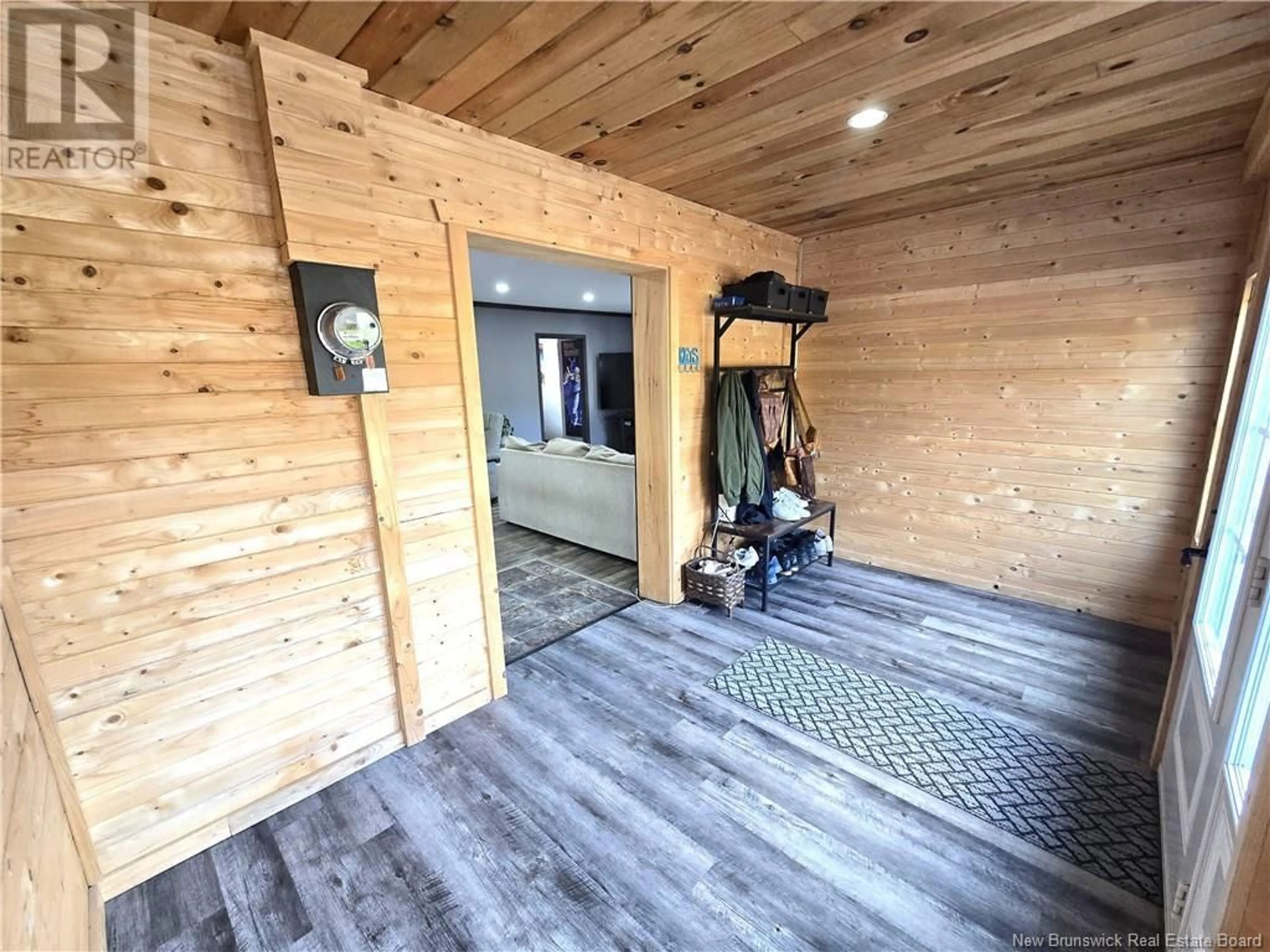 Indoor entryway for 117 CH COME THERIAULT ROAD, Saint-Basile New Brunswick E7C2C5