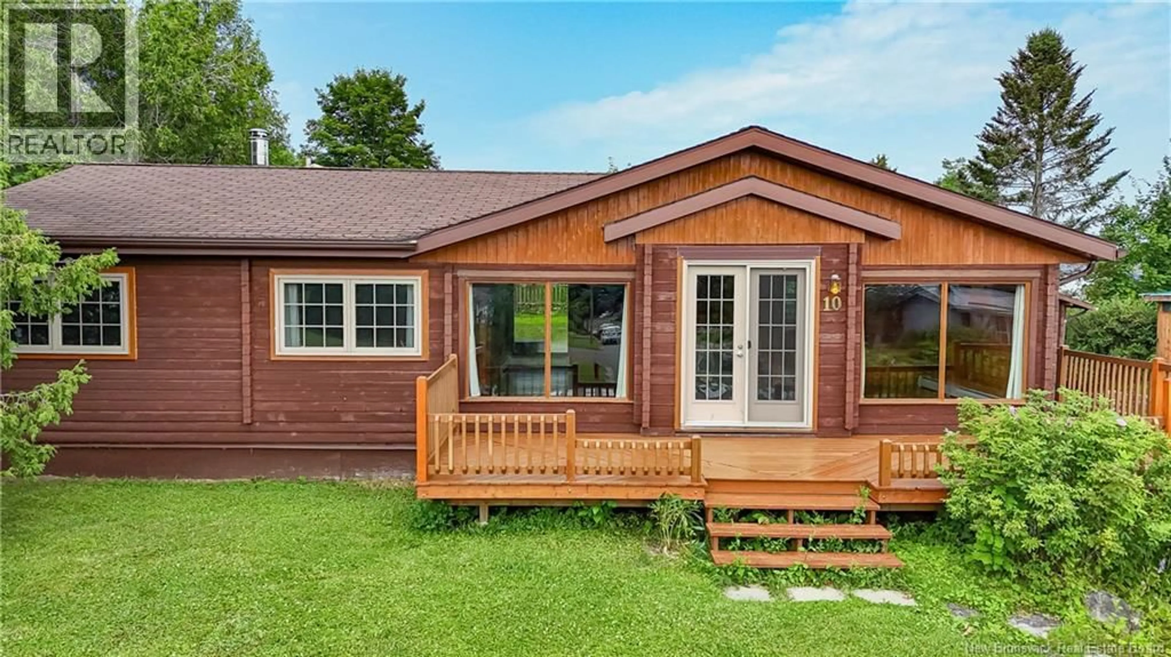 Home with vinyl exterior material, unknown for 10 BIRD STREET, Nackawic New Brunswick E6G1A1
