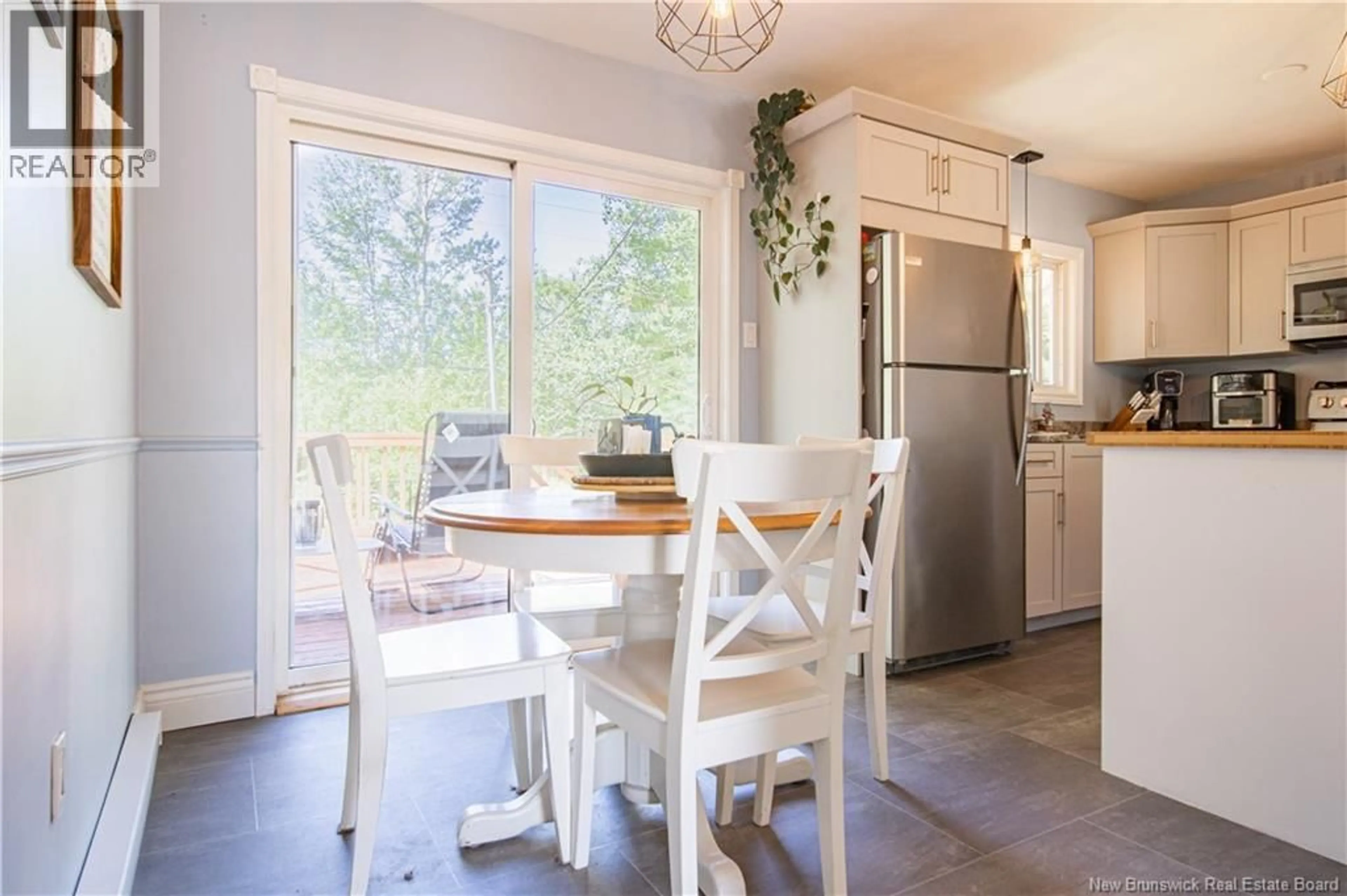Open concept kitchen, unknown for 229 RANDALL DRIVE, Riverview New Brunswick E1B2V1