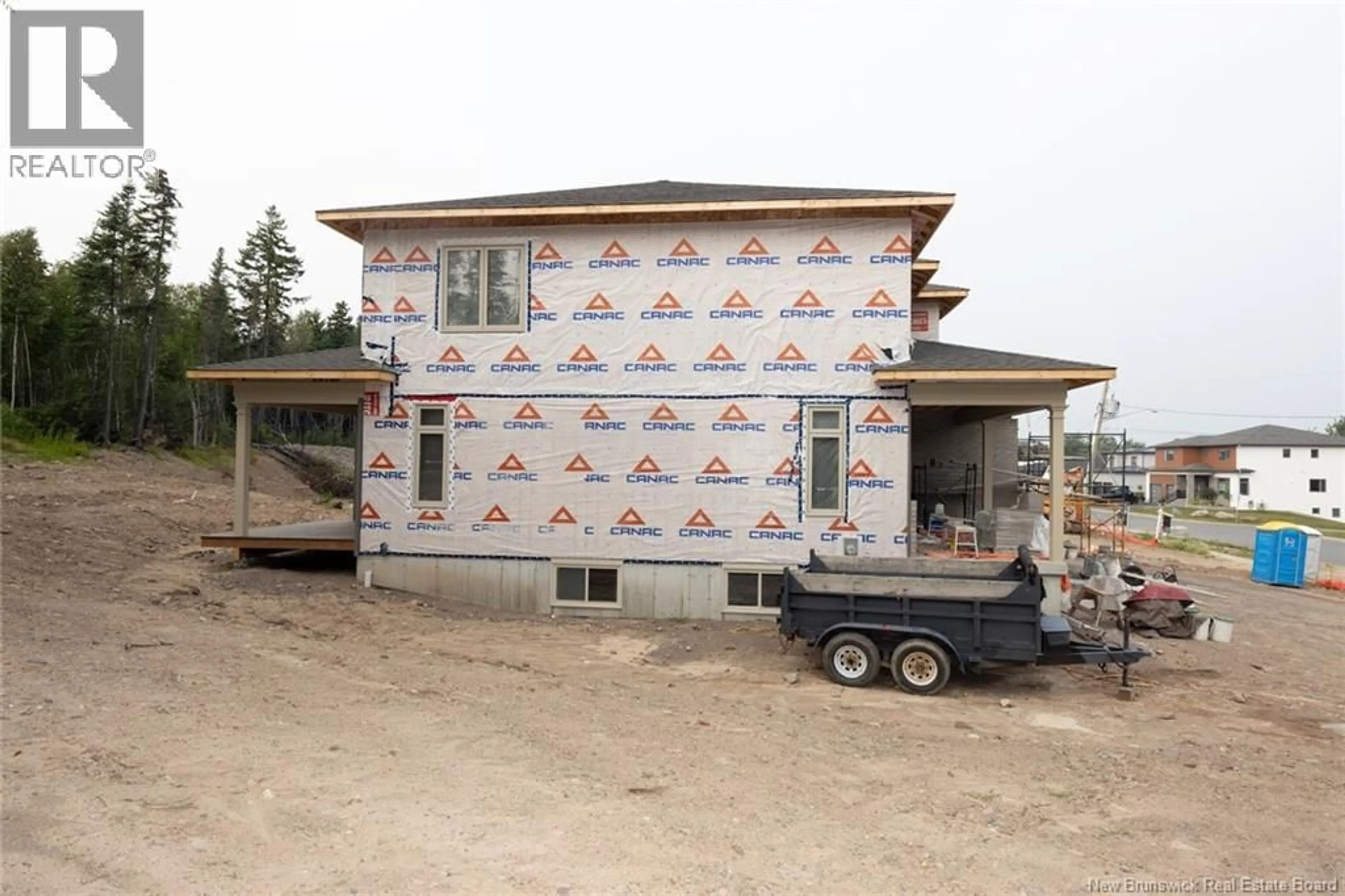 Home with vinyl exterior material, building for 520 WETMORE ROAD, Fredericton New Brunswick E3B0X5
