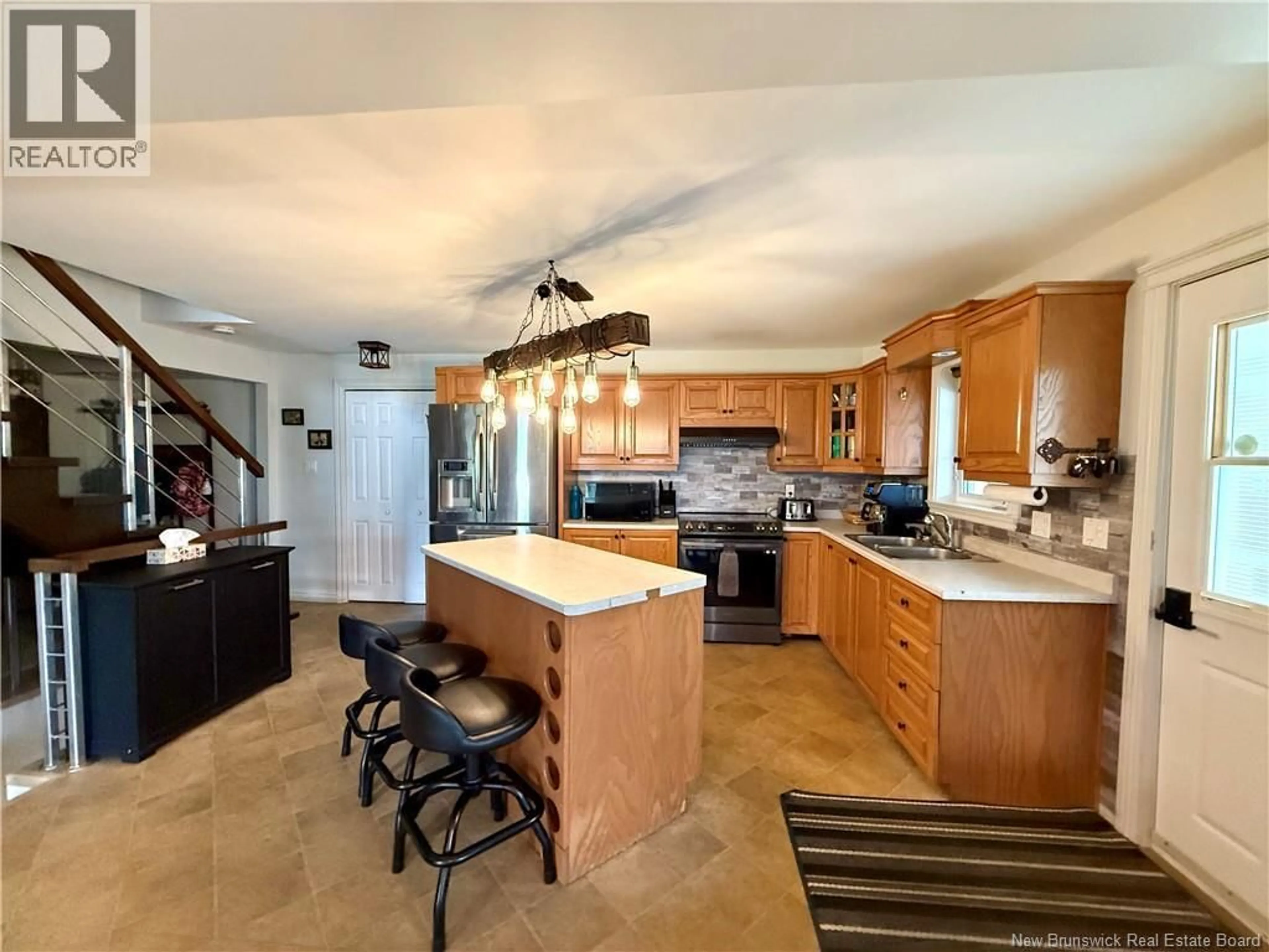Open concept kitchen, ceramic/tile floor for 549 ISIDORE-BOUCHER BOULEVARD, Saint-Jacques New Brunswick E7B1Y3