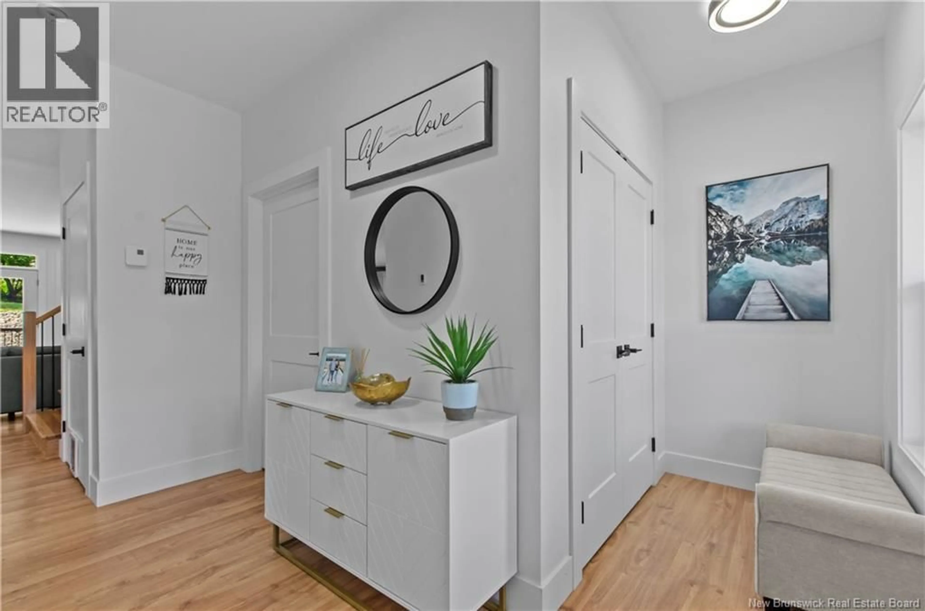 Indoor entryway for 32 STAPLETON STREET, Fredericton New Brunswick E3C0J4