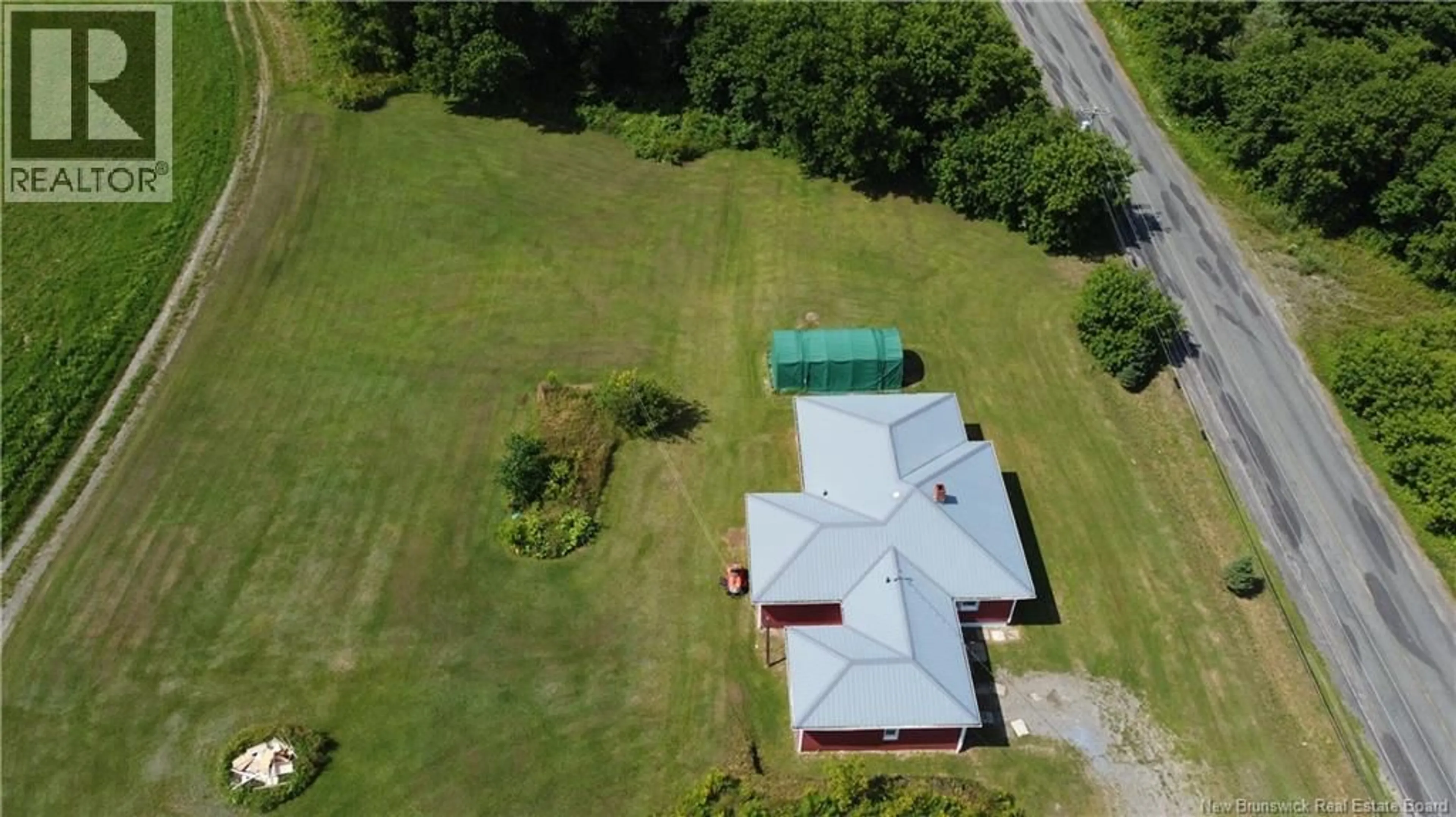 A pic from outside/outdoor area/front of a property/back of a property/a pic from drone, building for 2459 103 ROUTE, Somerville New Brunswick E7P3B7