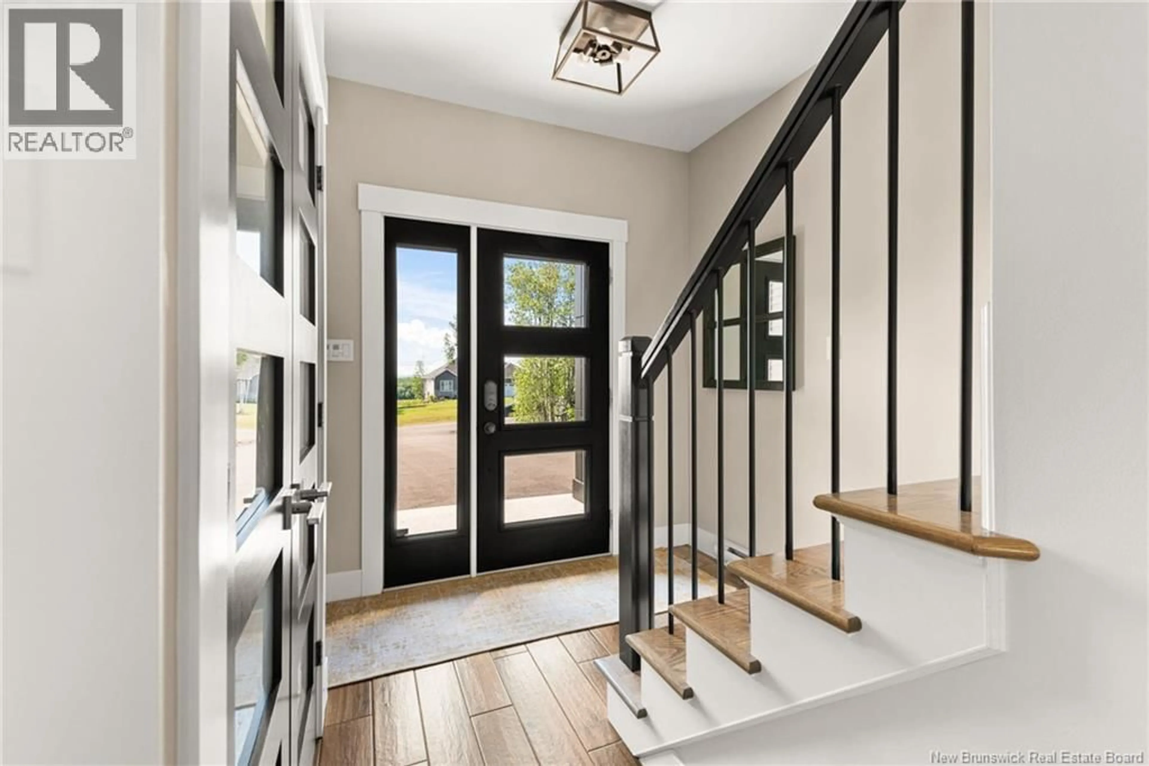 Indoor entryway for 23 IRISHVIEW, Irishtown New Brunswick E1H0J1