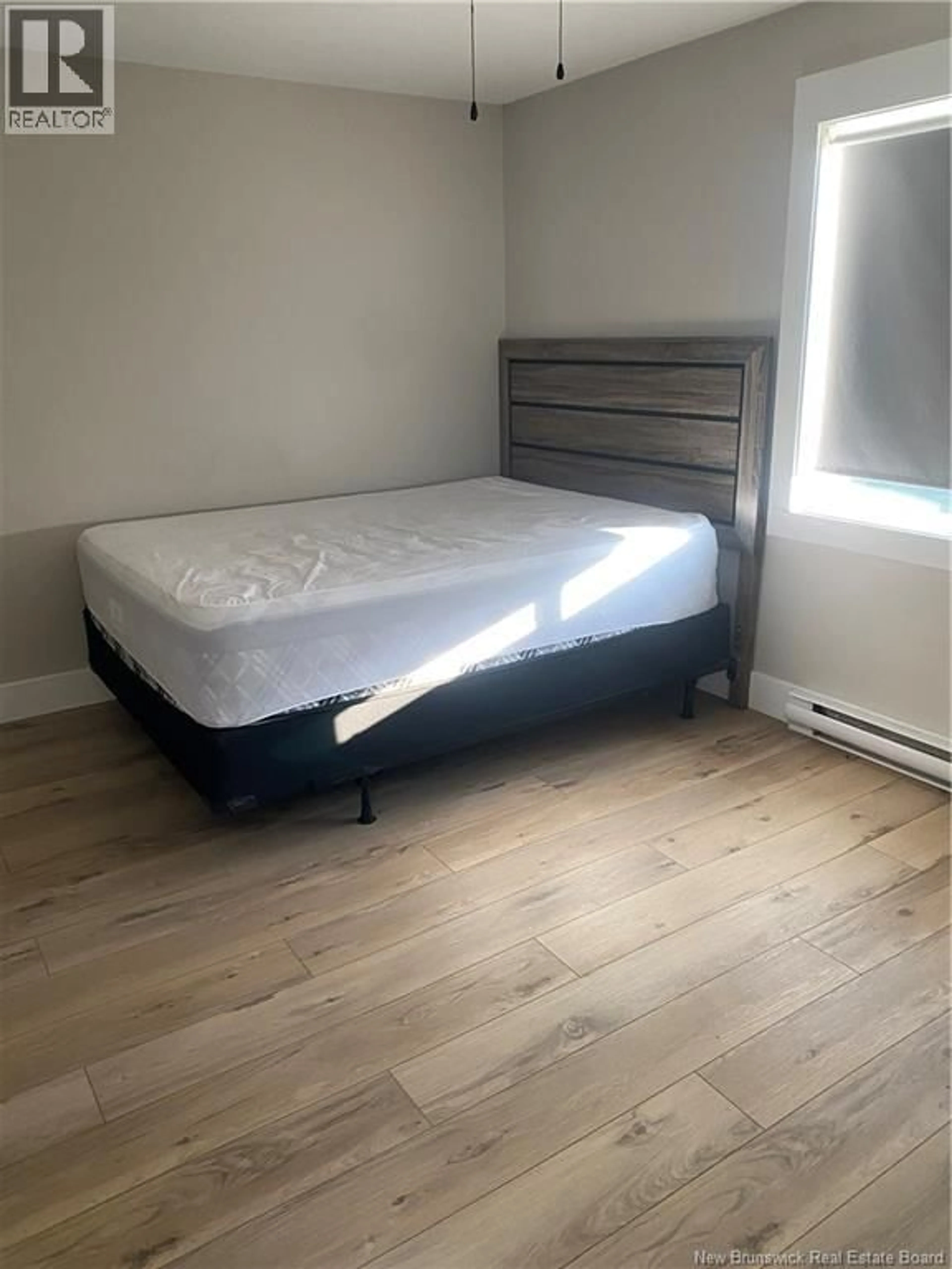 A pic of a room for 29 RAILWAY AVENUE, Pointe-Du-Chêne New Brunswick E4P2W6