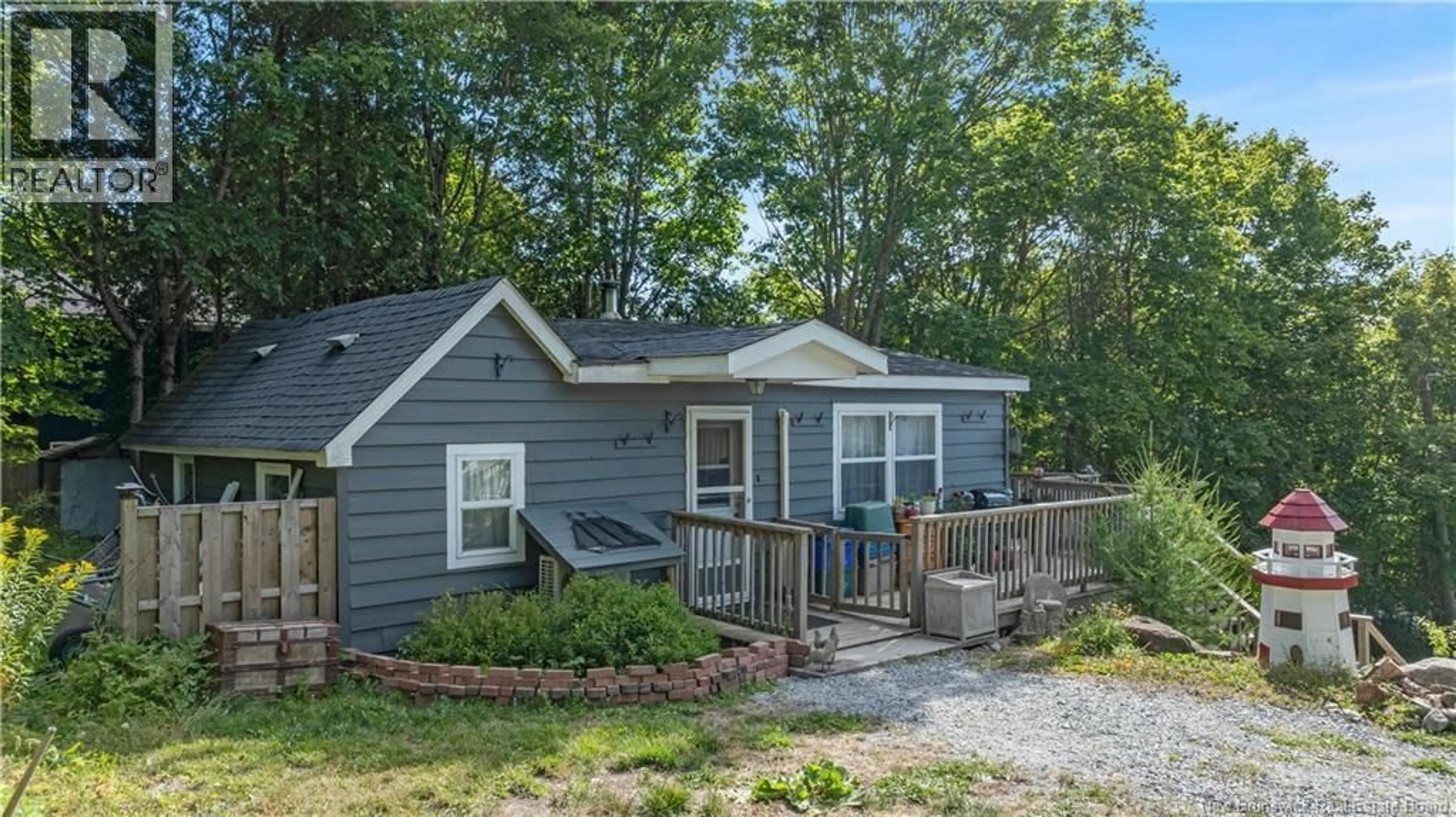 Home with vinyl exterior material, unknown for 94 & 102 FIRST STREET, Rothesay New Brunswick E2H1L9