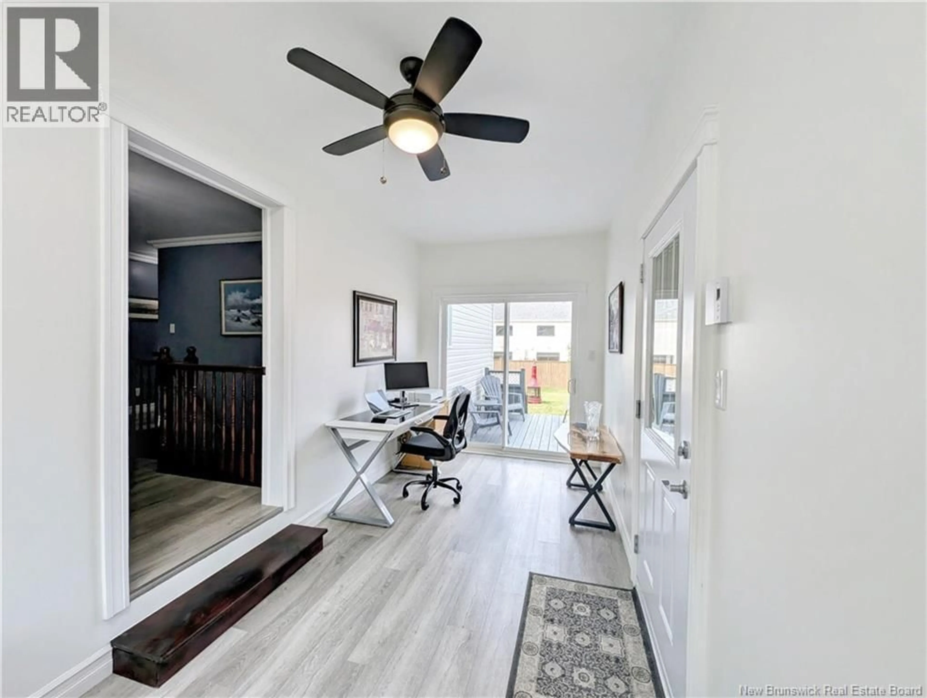 Indoor entryway for 259 RUE SAVARD, Caraquet New Brunswick E1W1A6