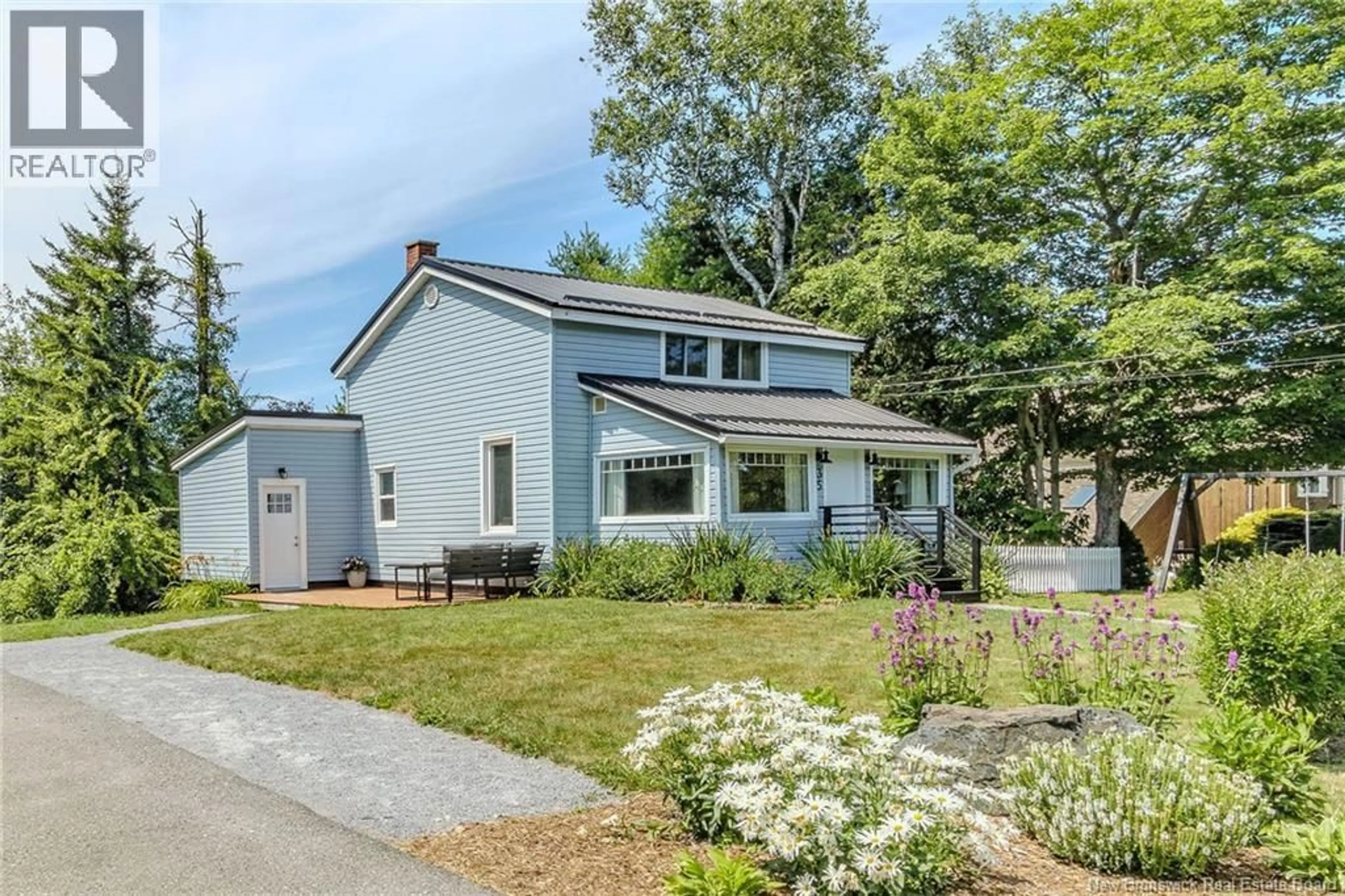 Home with vinyl exterior material, street for 35 CENTRAL AVENUE, Grand Bay-Westfield New Brunswick E5K2M5