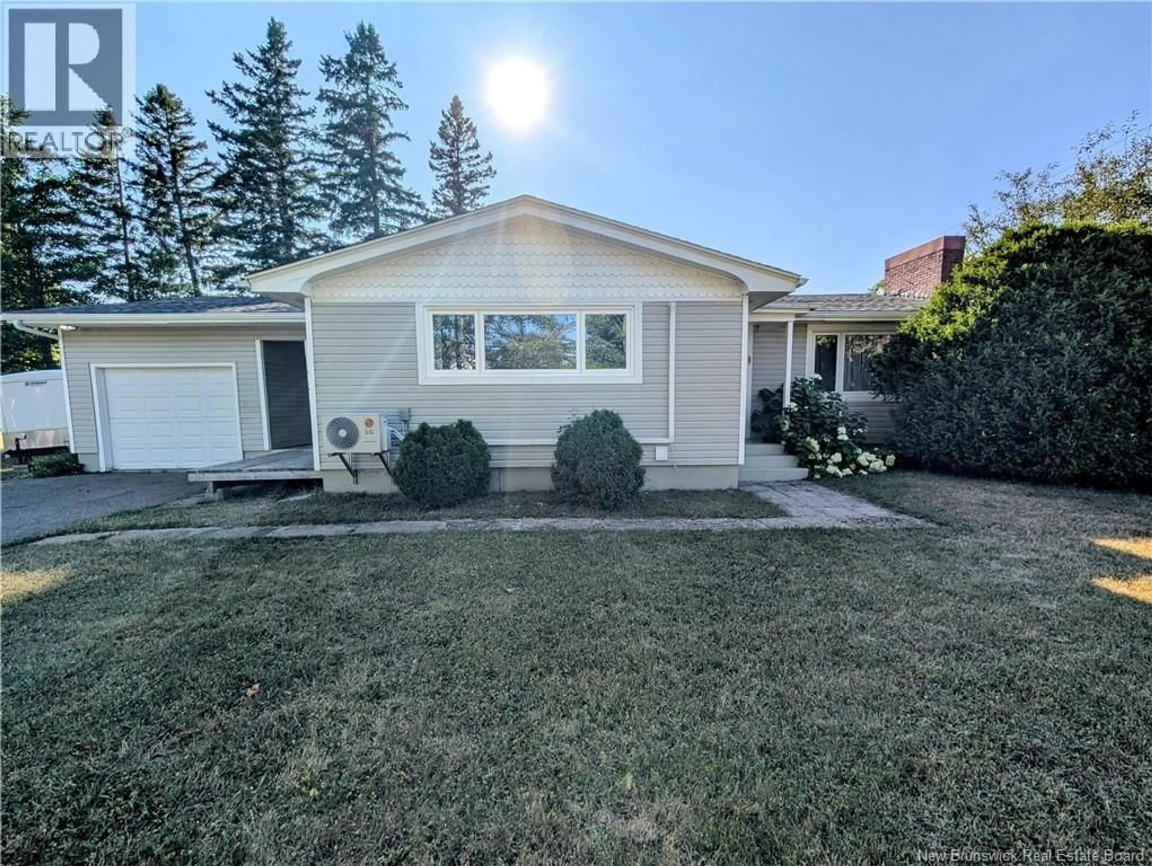 Home with vinyl exterior material, street for 934 HAY CRESCENT, Bathurst New Brunswick E2A3S2