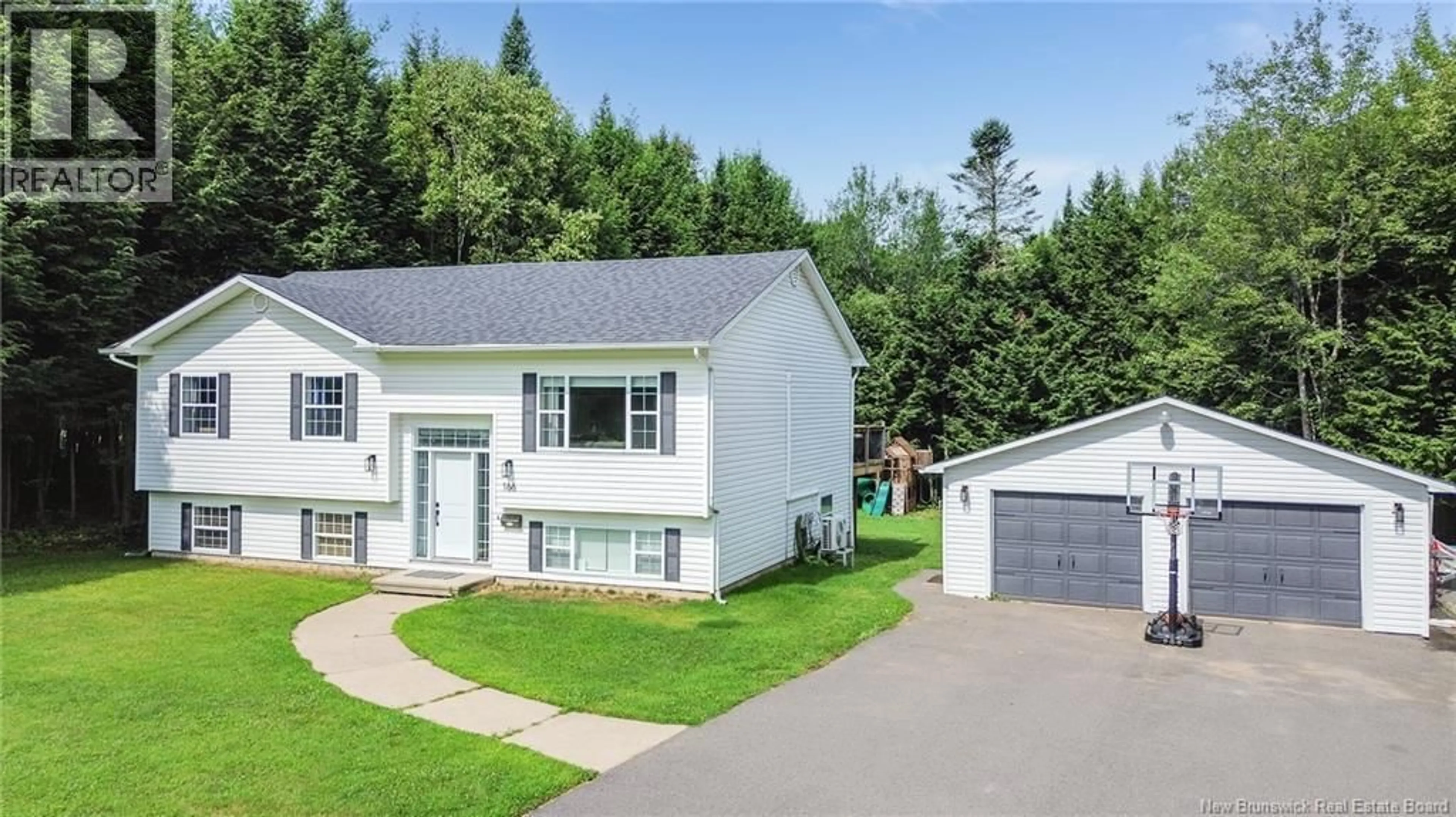 Home with vinyl exterior material, street for 166 ROLLING HILL, Fredericton New Brunswick E3A9V5