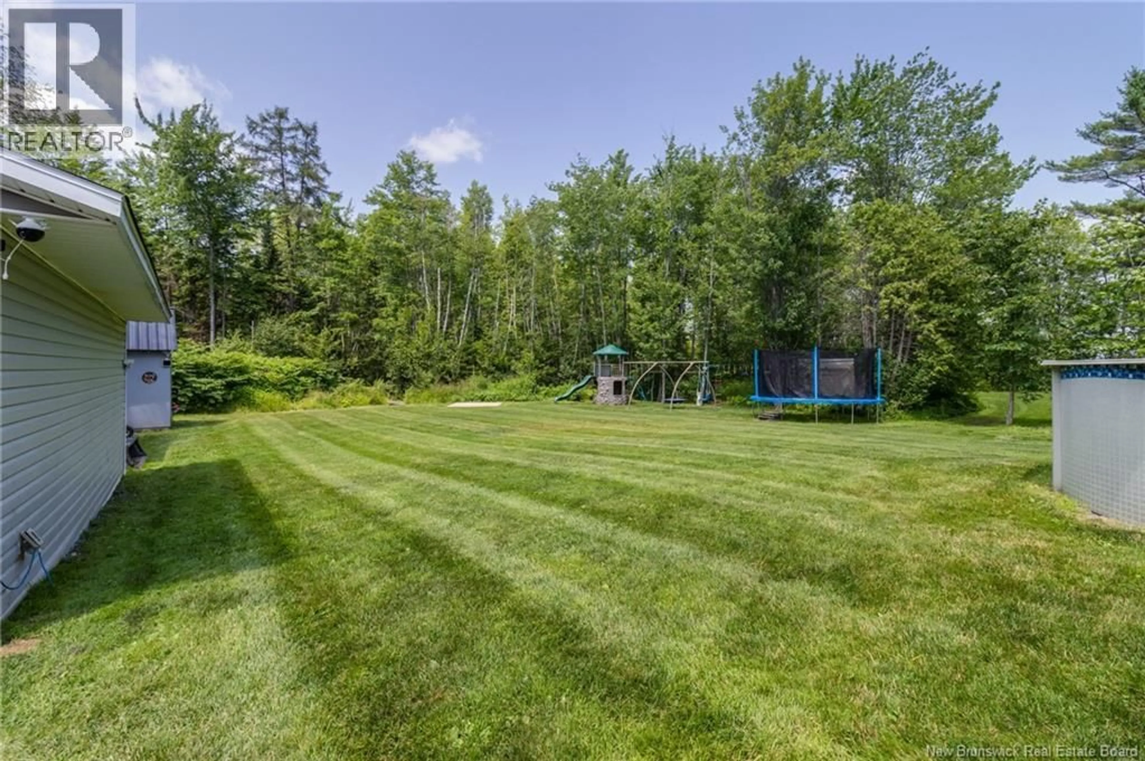 Patio, forest/trees view for 30 NEVERS, Lincoln New Brunswick E3B8R9