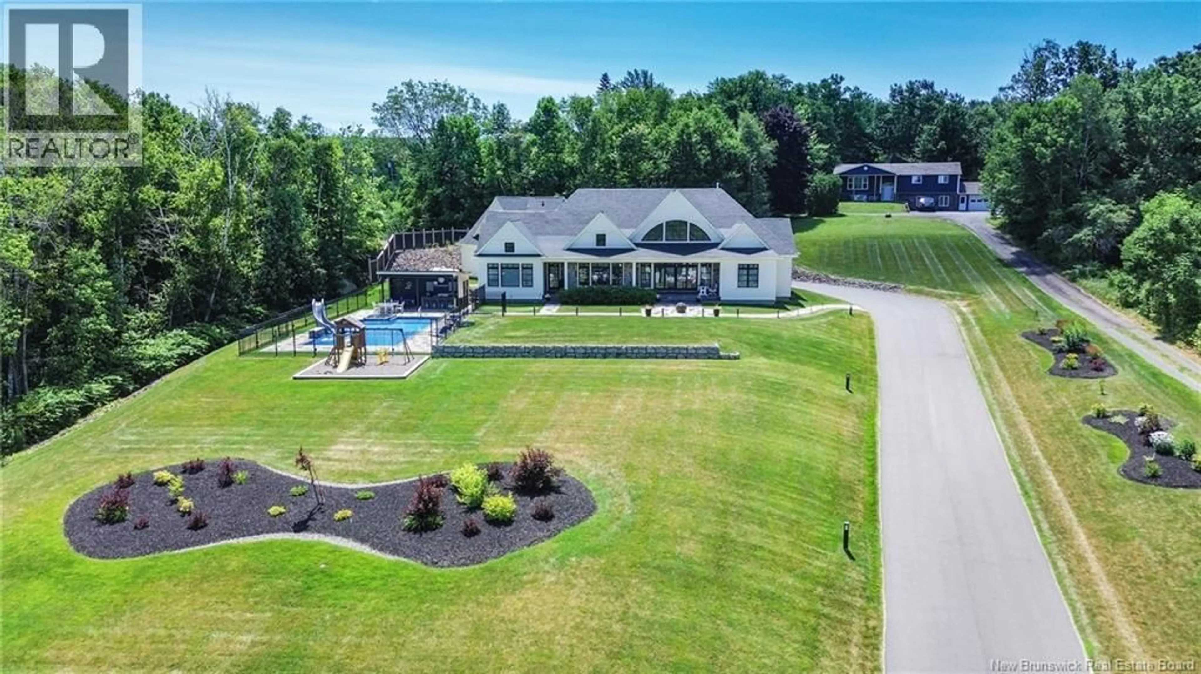 A pic from outside/outdoor area/front of a property/back of a property/a pic from drone, water/lake/river/ocean view for 1520 WOODSTOCK ROAD, Fredericton New Brunswick E3C1P3