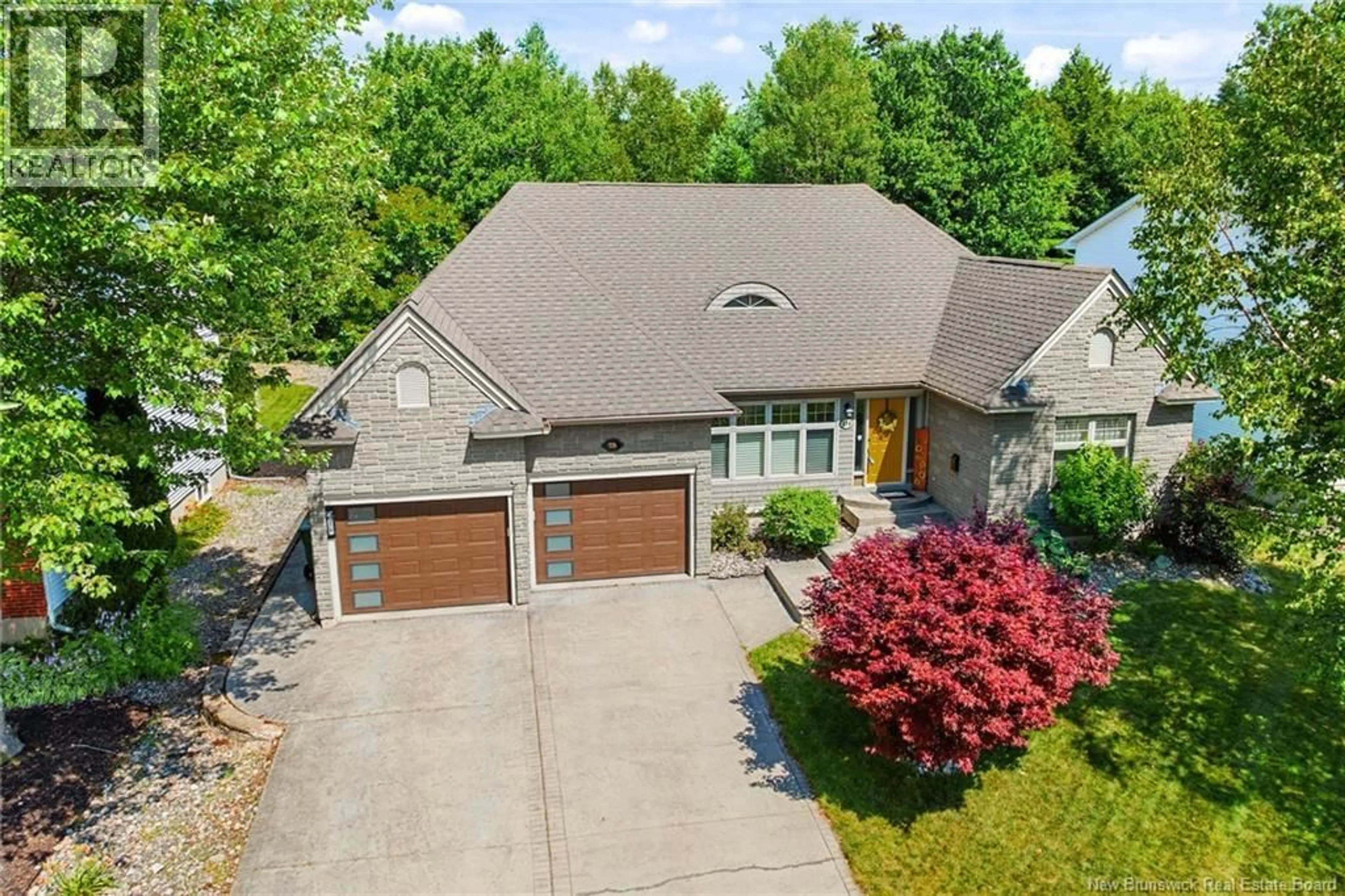 A pic from outside/outdoor area/front of a property/back of a property/a pic from drone, street for 576 DOUGLAS AVENUE, Fredericton New Brunswick E3A5T1