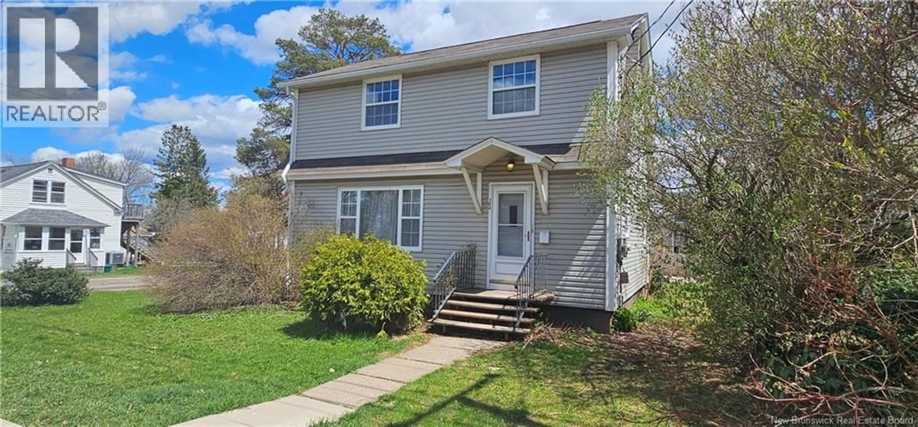 Home with vinyl exterior material, street for 102 CLEVELAND AVENUE, Riverview New Brunswick E1B1X8