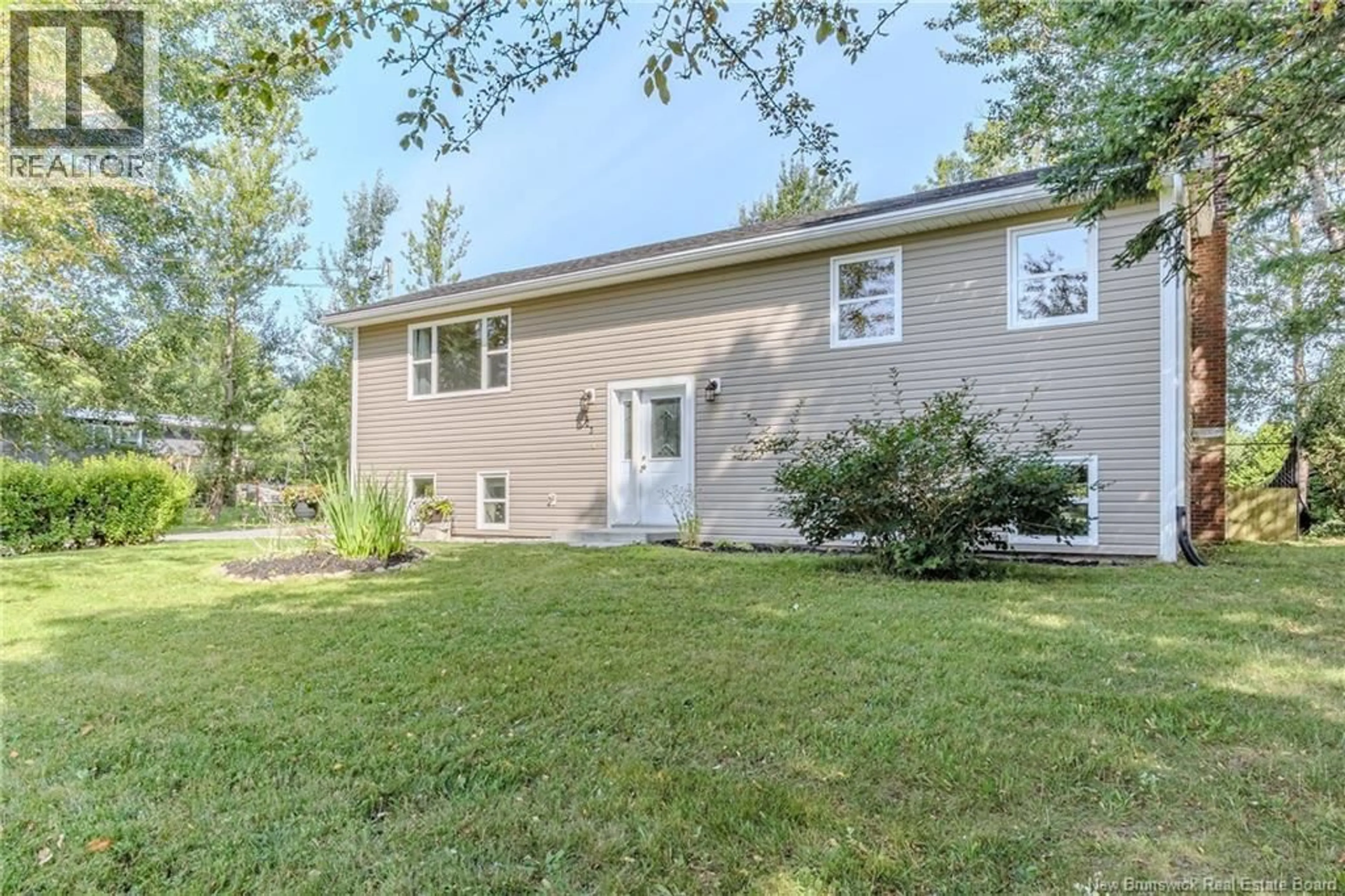 Home with vinyl exterior material, unknown for 23 PHILLIPS DRIVE, Quispamsis New Brunswick E2E4T7