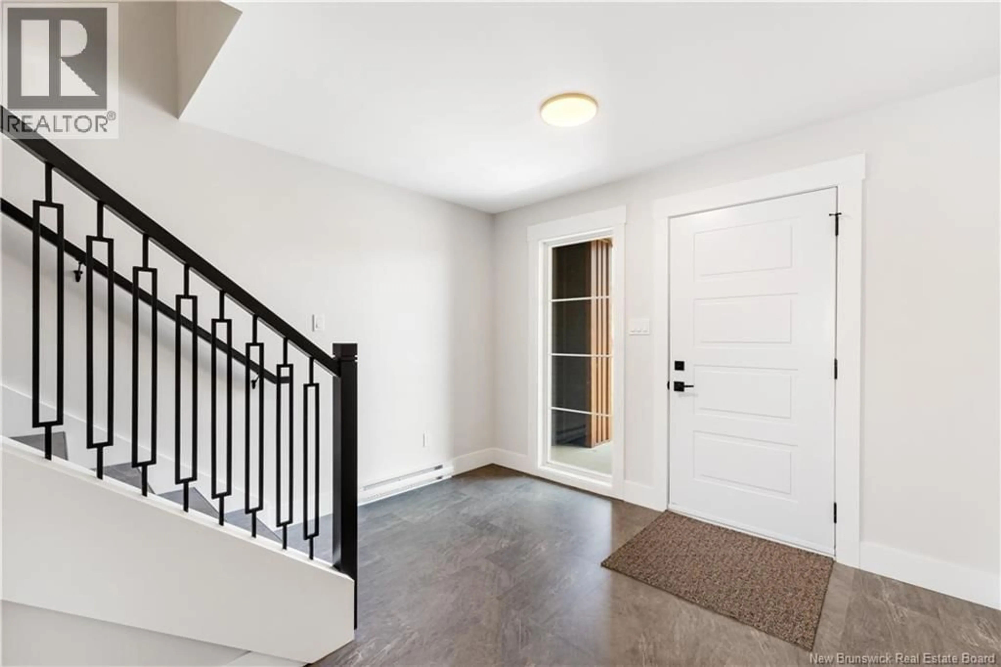Indoor entryway for 114 EDINGTON STREET, Moncton New Brunswick E1E0G6
