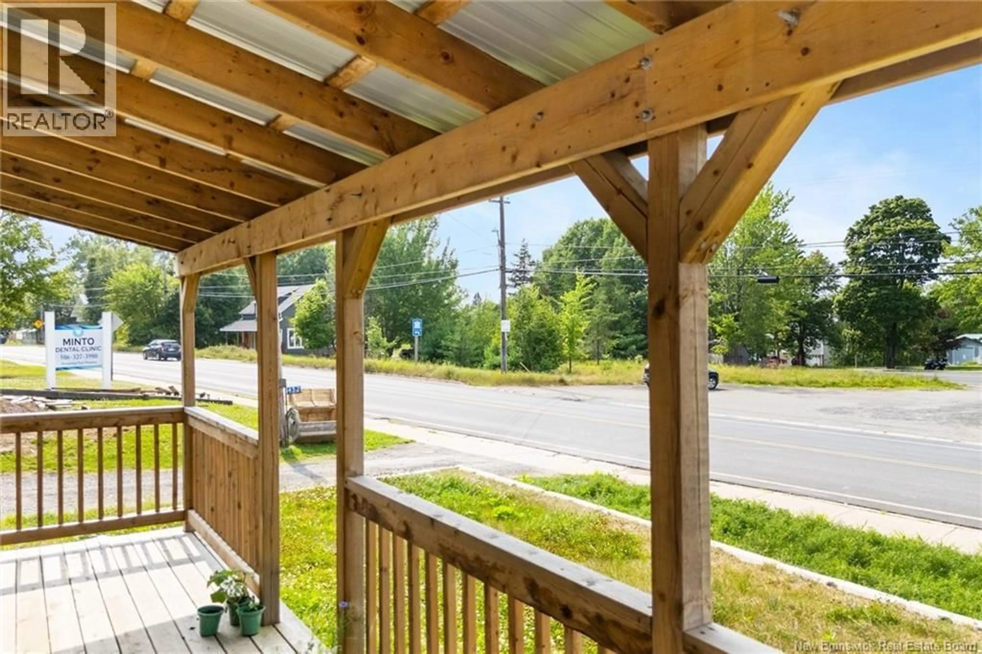 Patio, unknown for 456 PLEASANT DRIVE, Minto New Brunswick E4B2T3