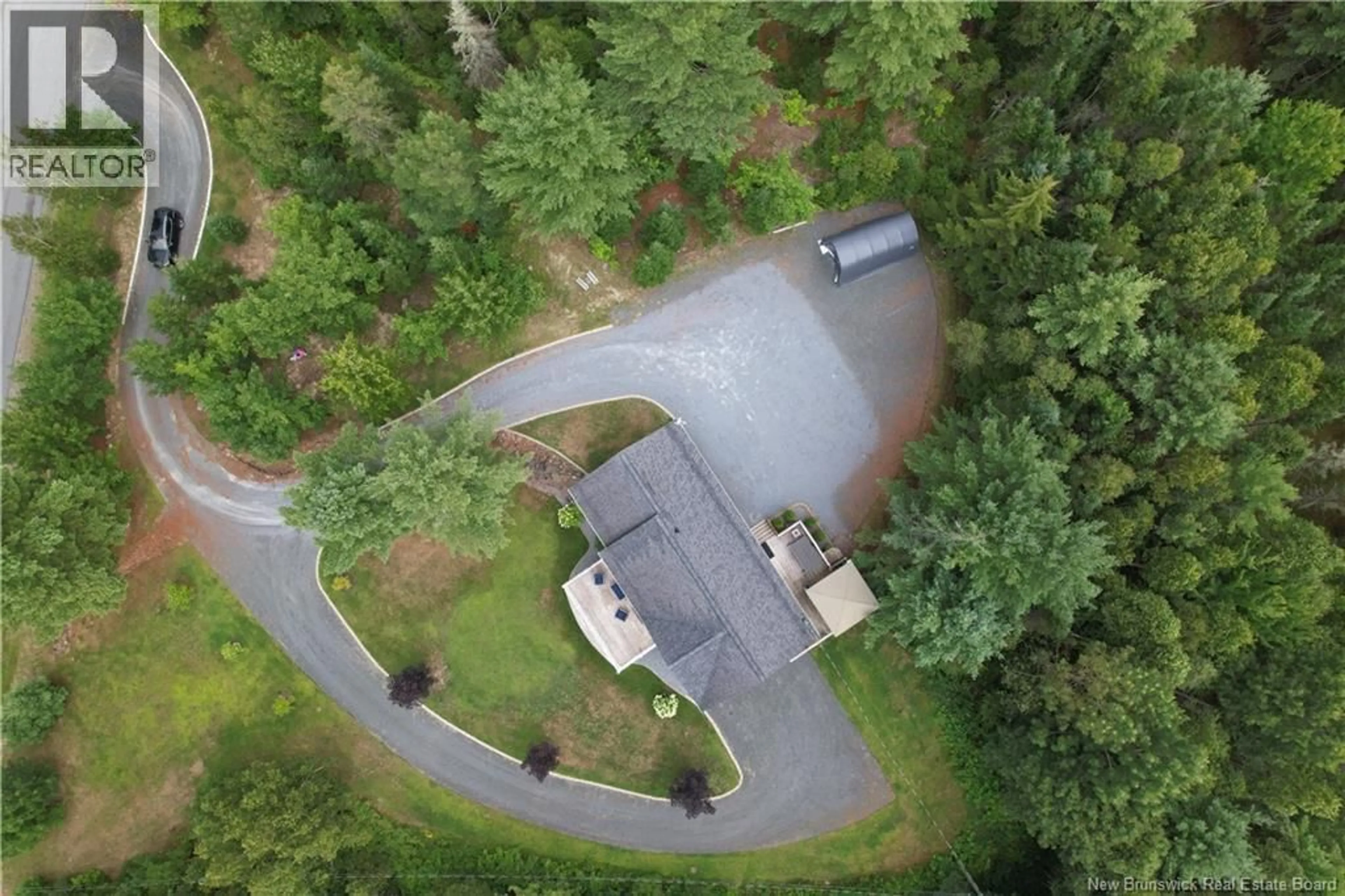 A pic from outside/outdoor area/front of a property/back of a property/a pic from drone, unknown for 6 MORIN AVENUE, Valley Road New Brunswick E3L0E1