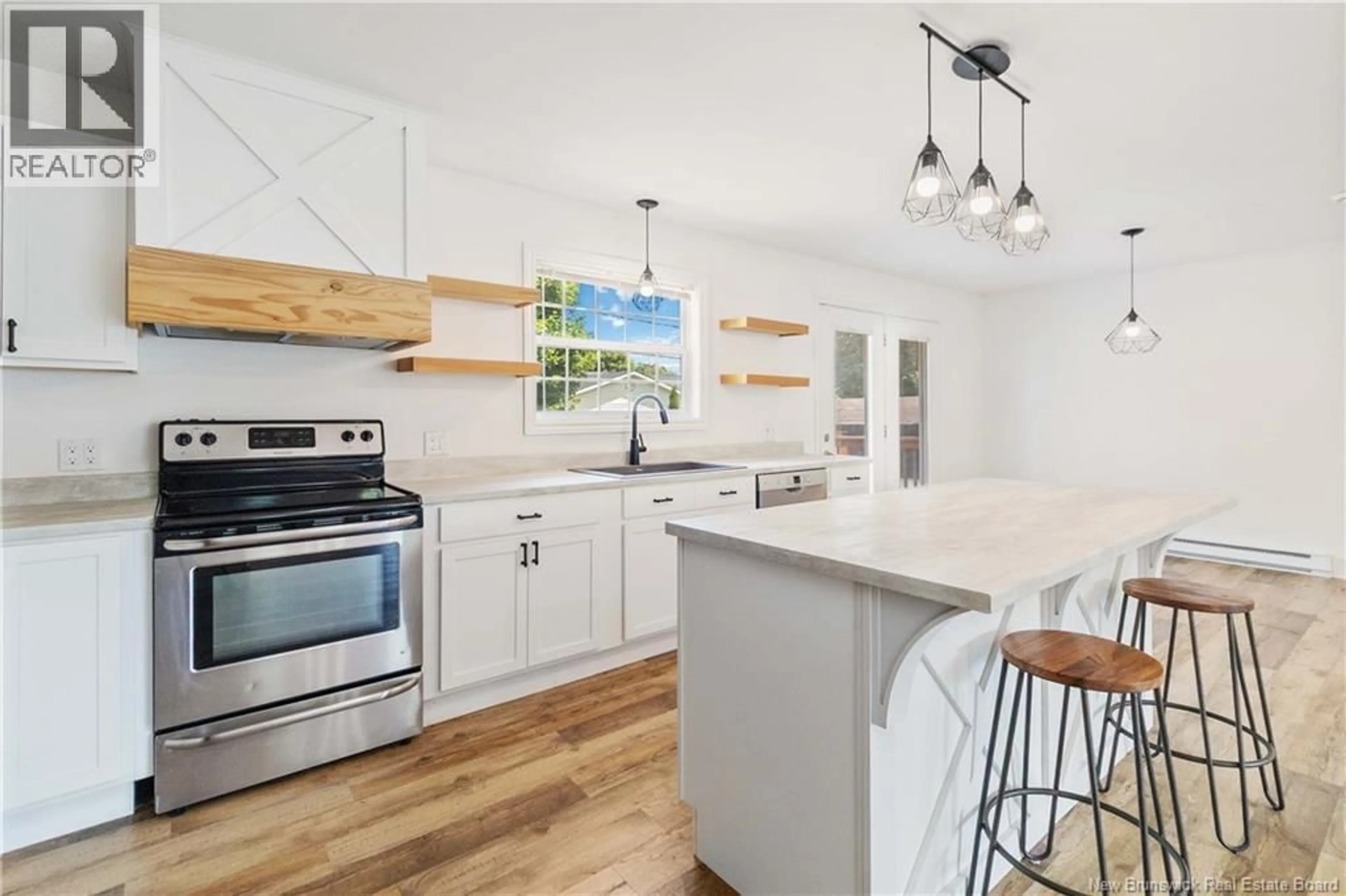 Open concept kitchen, unknown for 552 BREAU STREET, Dieppe New Brunswick E1A5N1