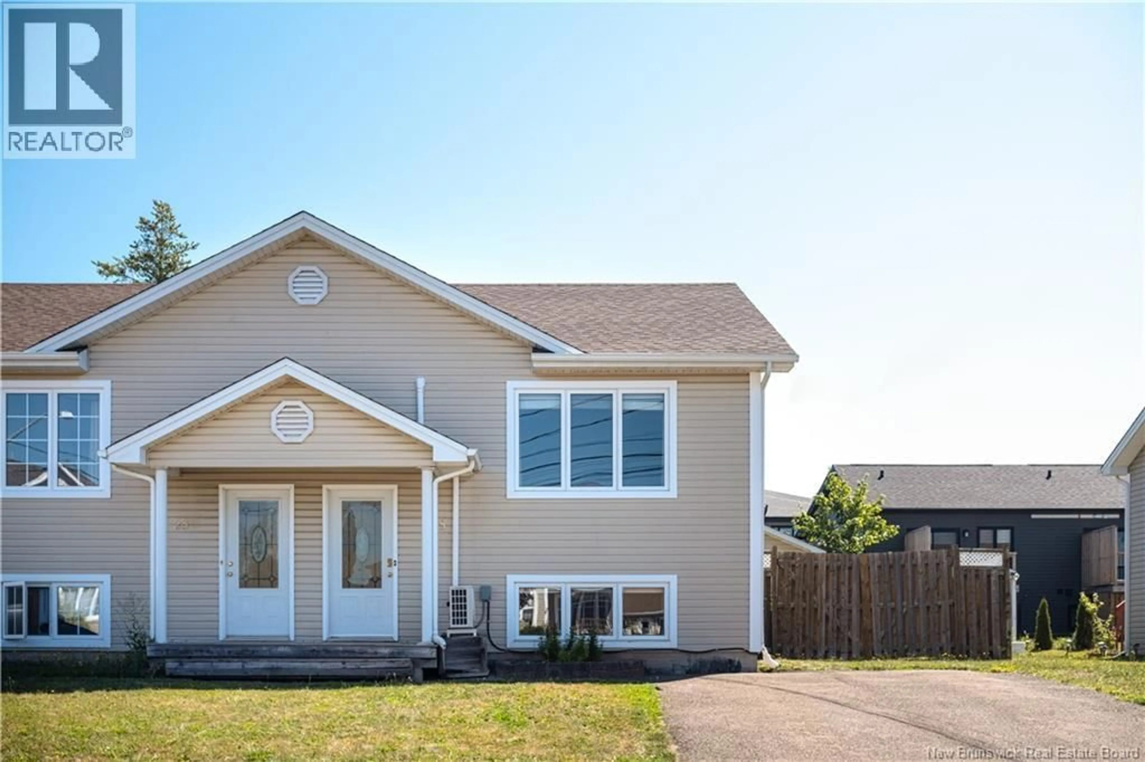 Home with vinyl exterior material, street for 25 DANUBE COURT, Dieppe New Brunswick E1A8G6