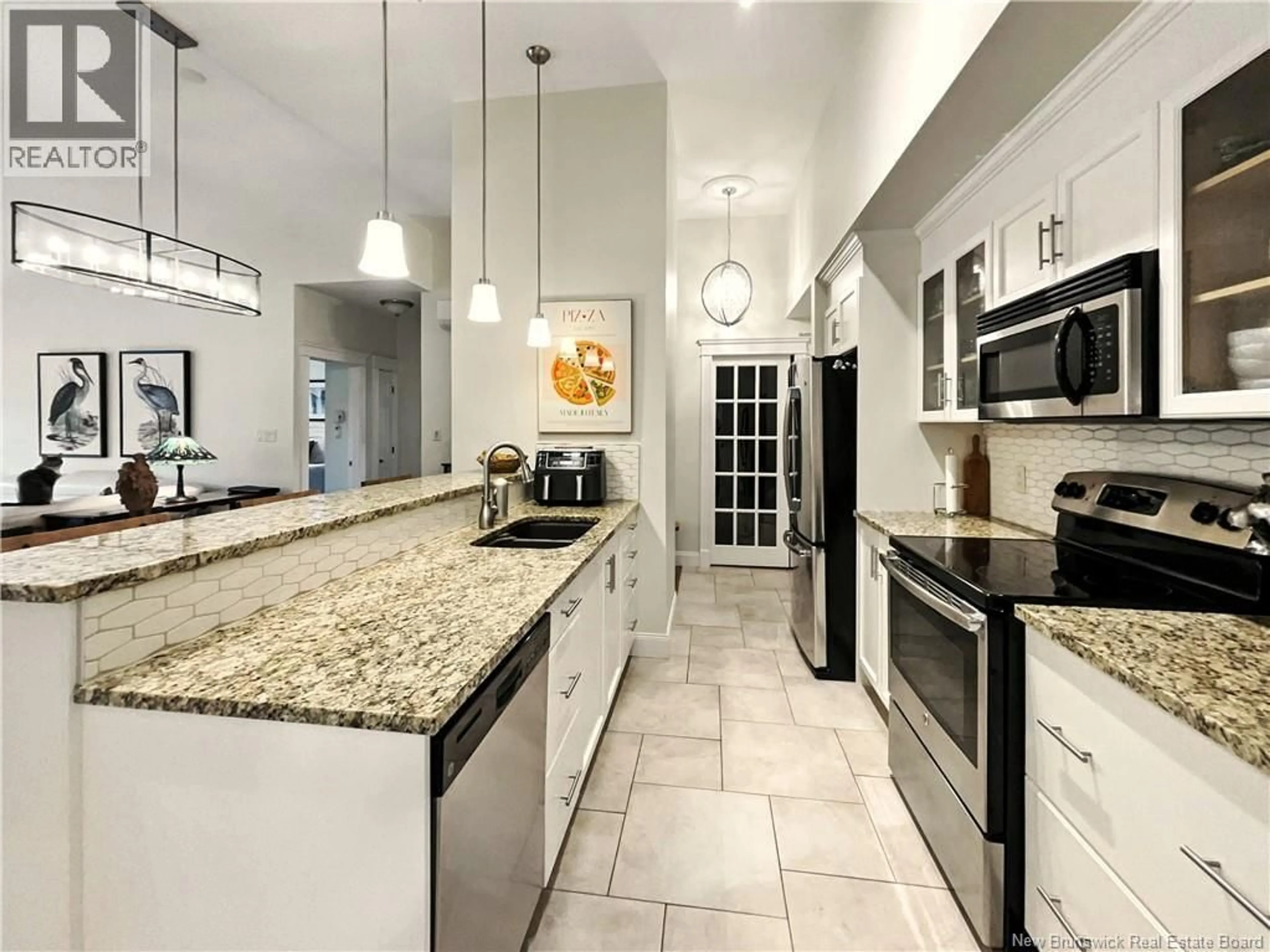 Contemporary kitchen, ceramic/tile floor for 402 - 88 WOODS TERRACE, Moncton New Brunswick E1G1X6