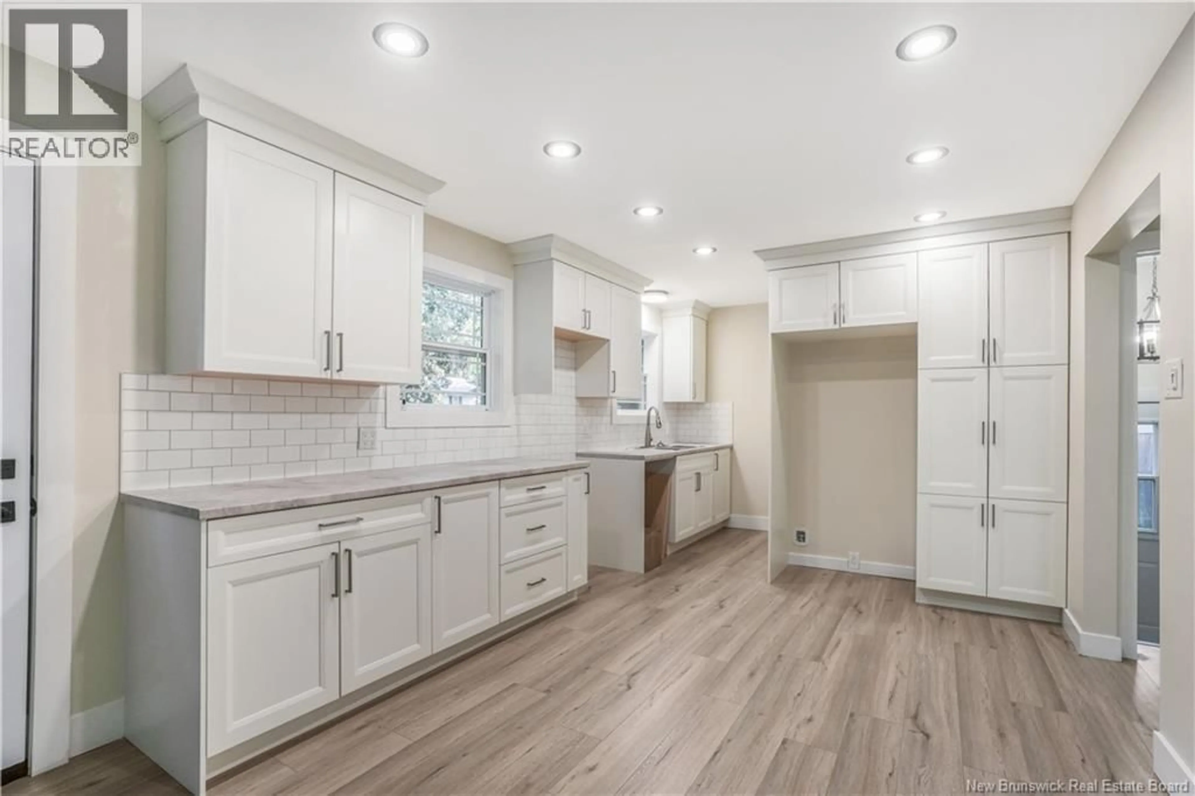 Open concept kitchen, unknown for 292 MACPHERSON STREET, Marysville New Brunswick E3A4X6