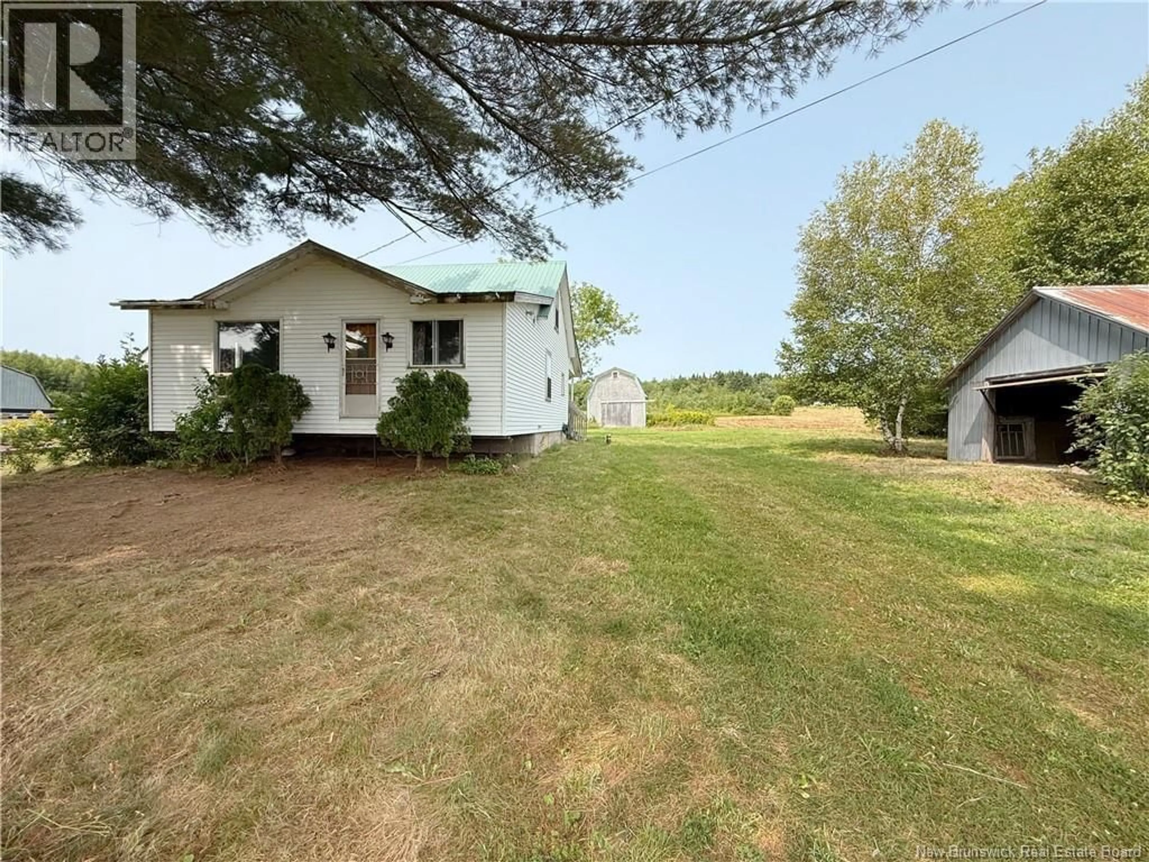 A pic from outside/outdoor area/front of a property/back of a property/a pic from drone, water/lake/river/ocean view for 76 ROUTE 715, Coles Island New Brunswick E4C2T1