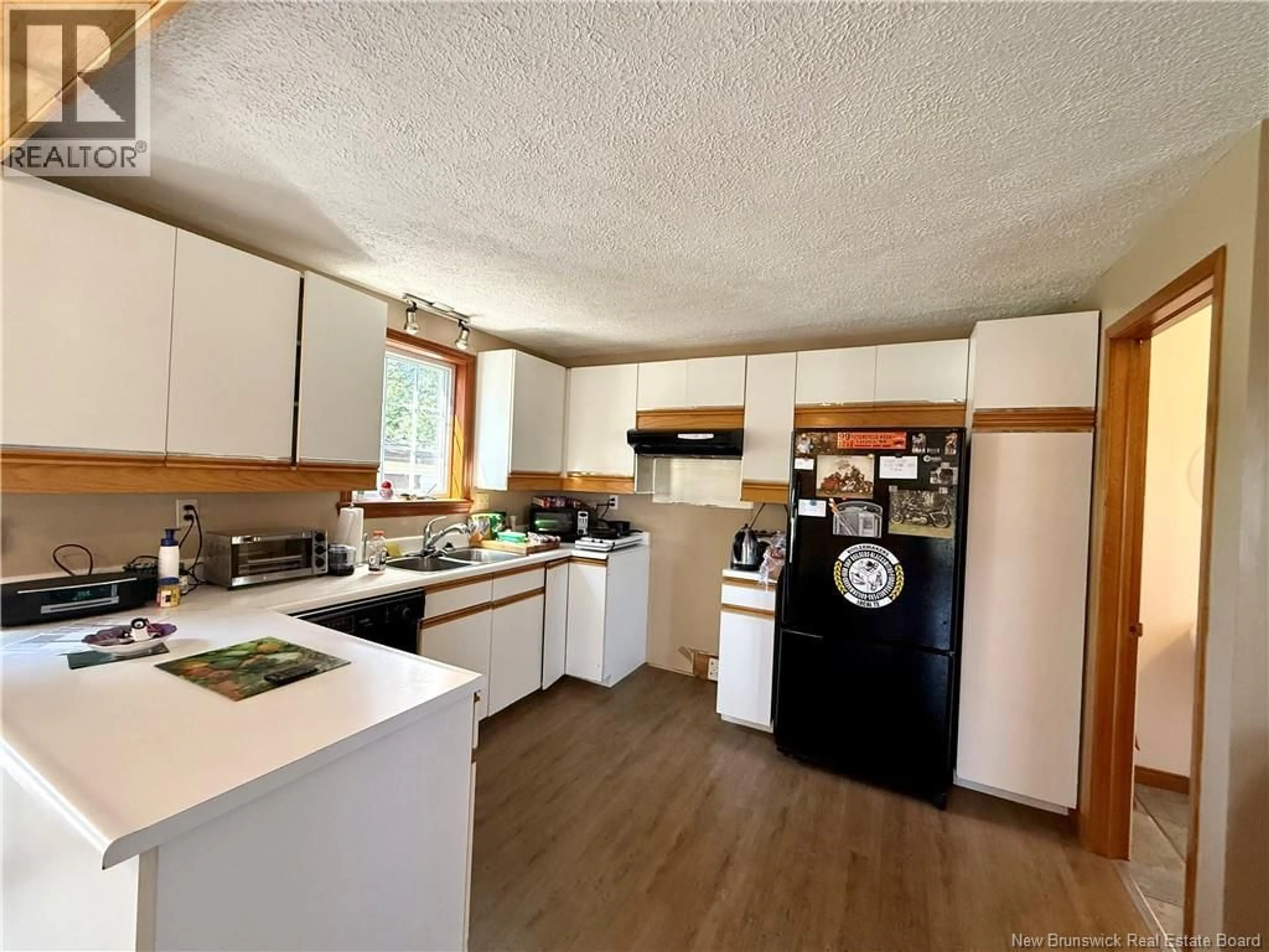 Standard kitchen, wood/laminate floor for 8 BOUCHARD STREET, Saint-Basile New Brunswick E7C1A6