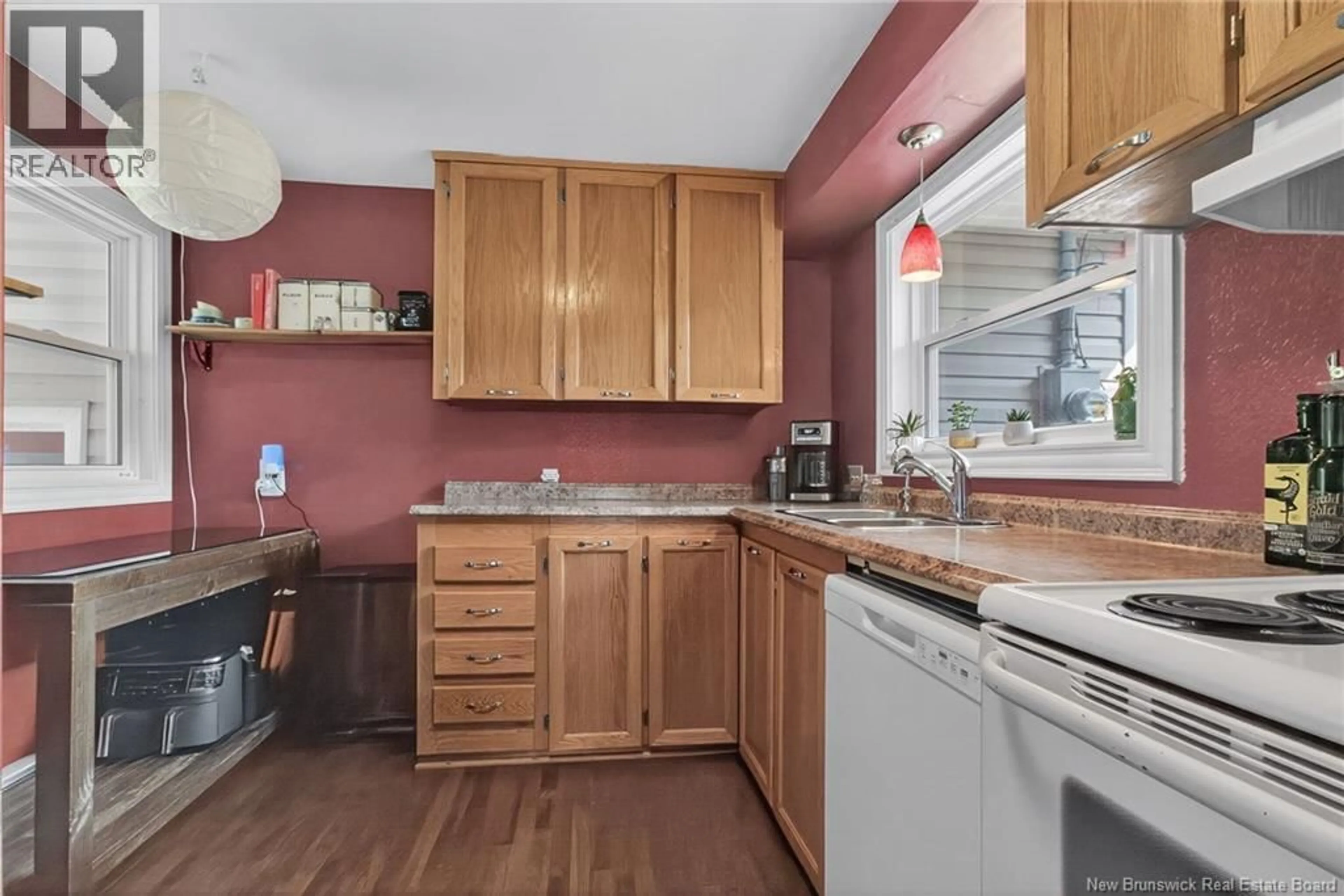 Standard kitchen, unknown for 62 WOODLAWN, Moncton New Brunswick E1E2J9