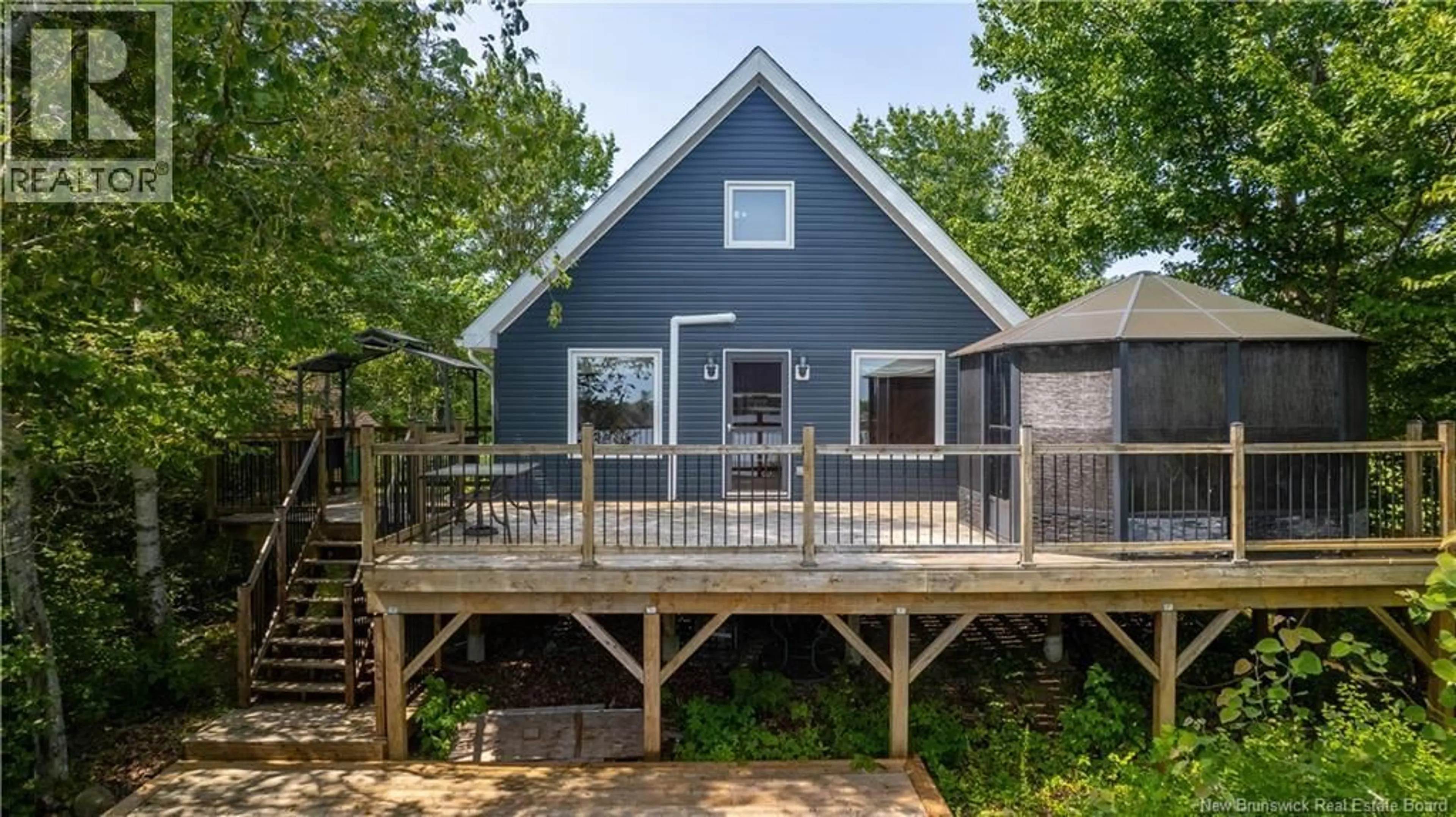 Home with vinyl exterior material, water/lake/river/ocean view for 27 BINK CRESCENT, Harvey New Brunswick E6K1J3