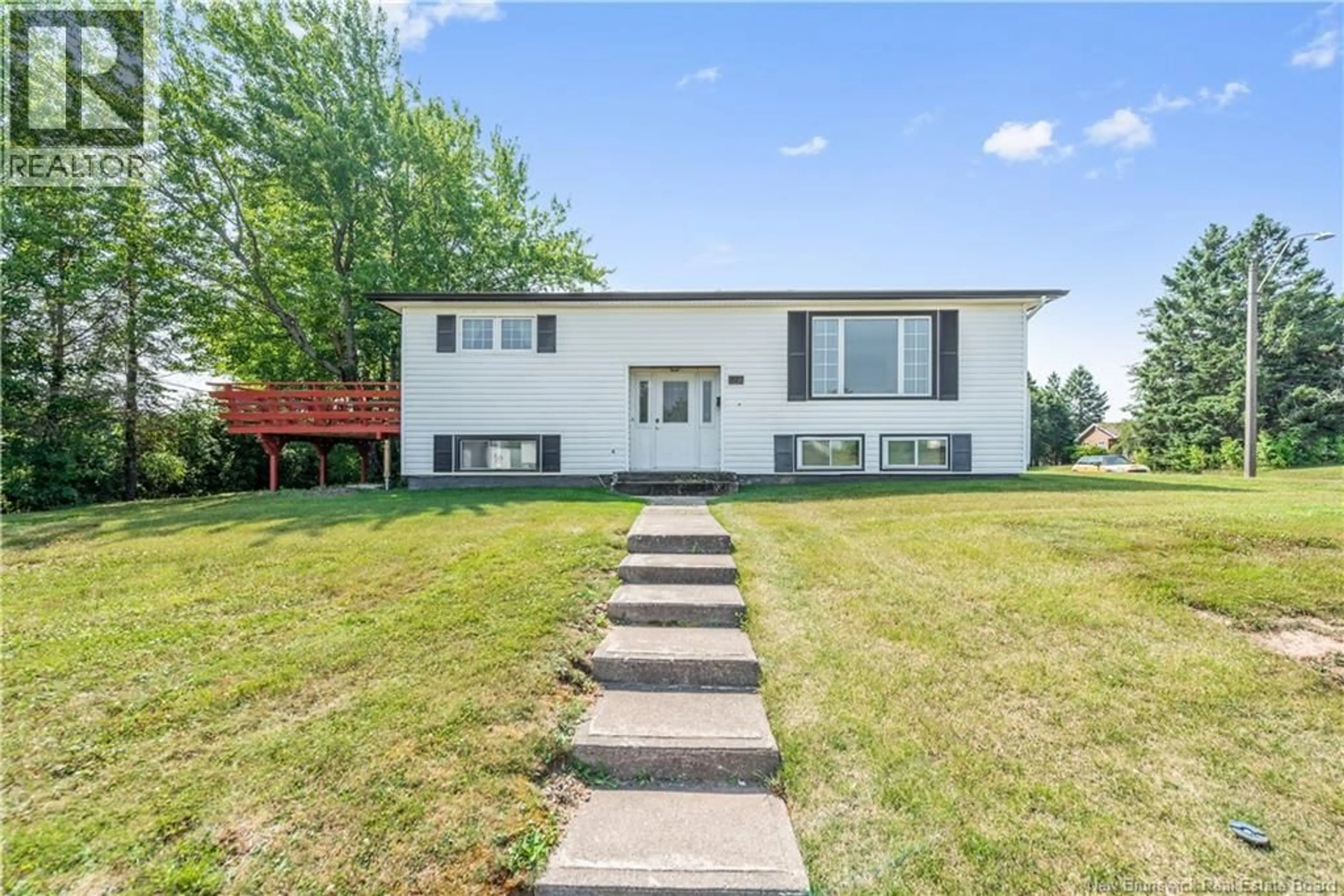 Home with vinyl exterior material, unknown for 169 QUEEN MARY ROAD, Moncton New Brunswick E1A3P6