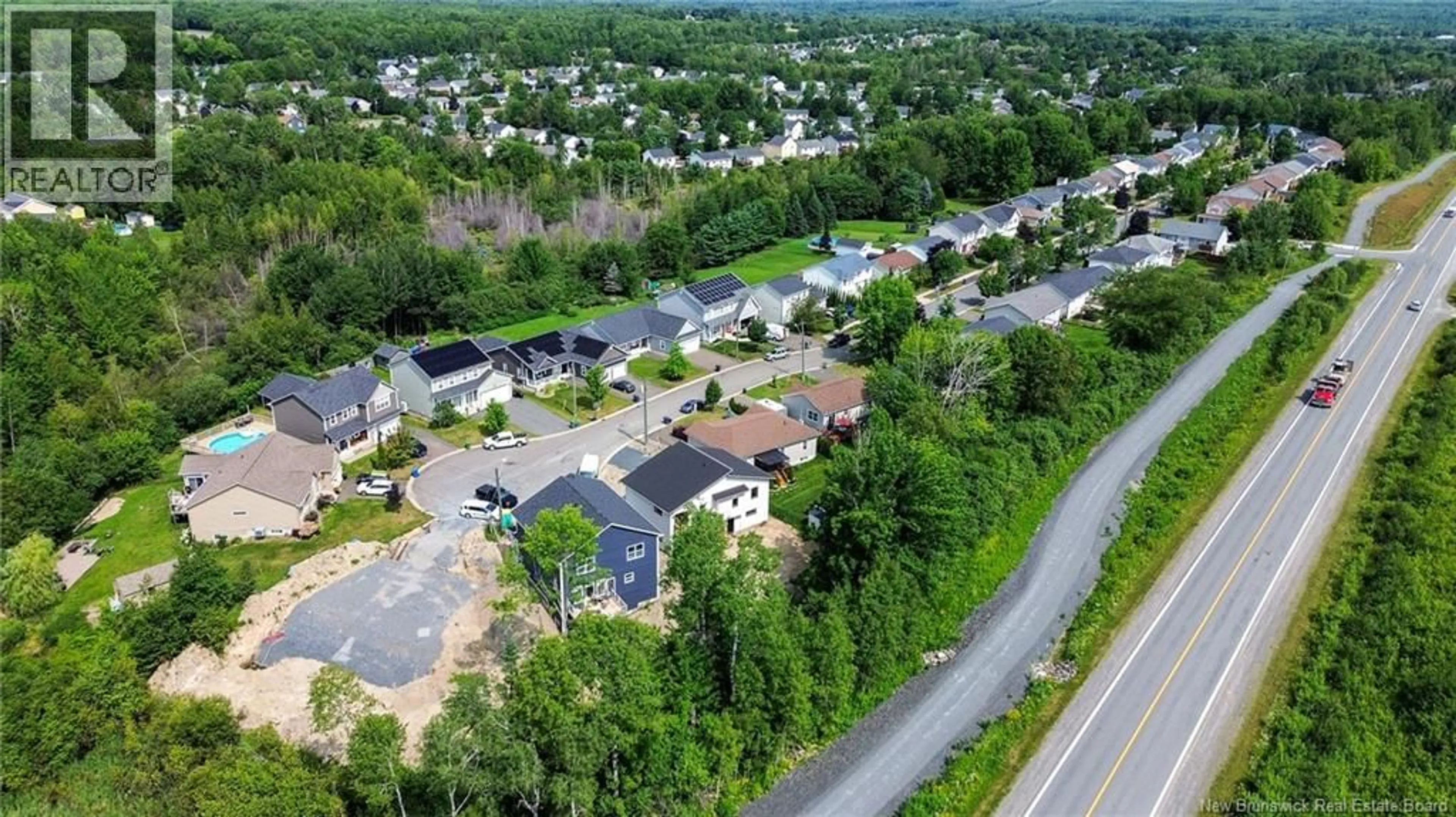 A pic from outside/outdoor area/front of a property/back of a property/a pic from drone, street for 192 DORA DRIVE, Fredericton New Brunswick E3B9L3