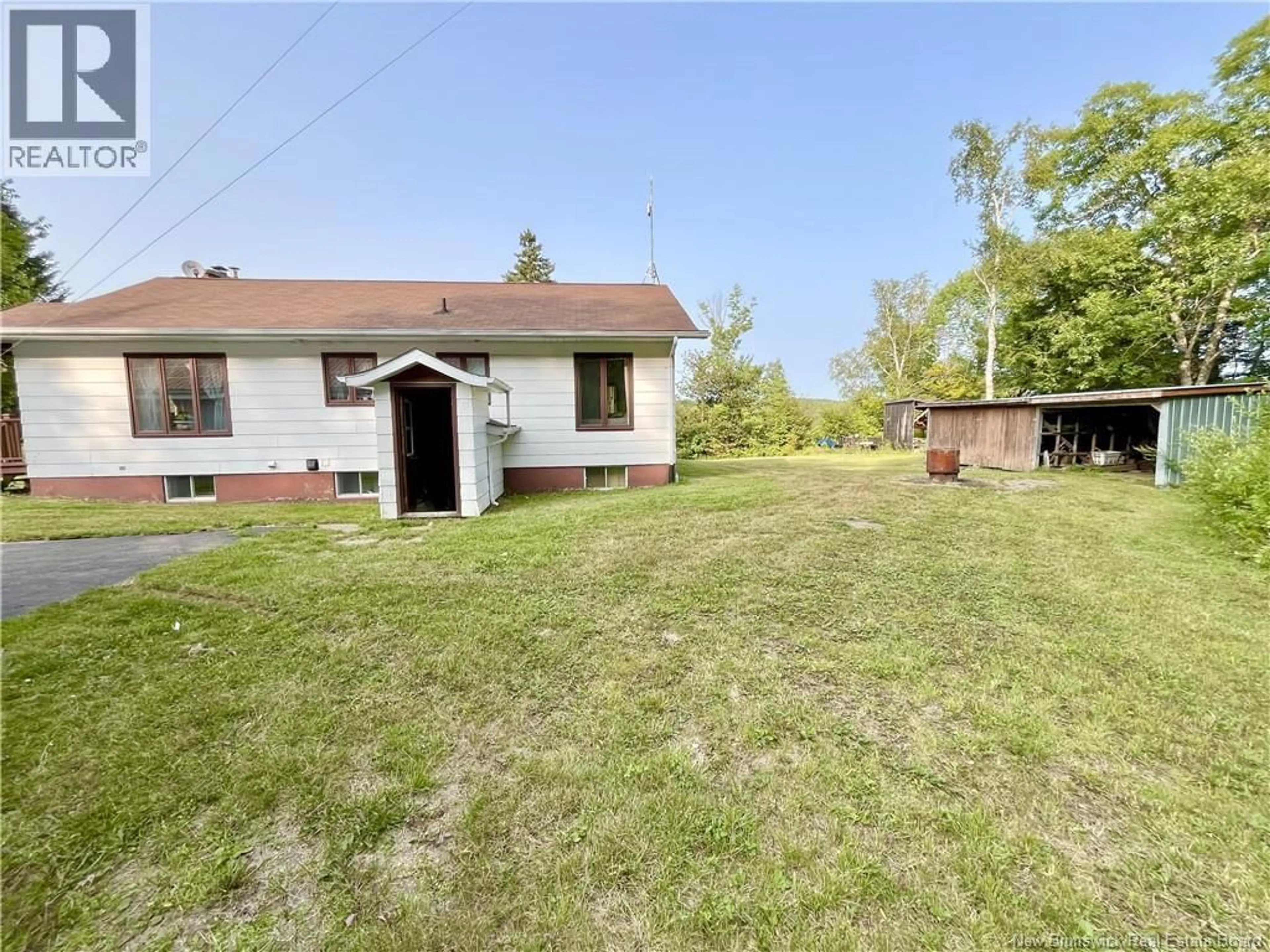 A pic from outside/outdoor area/front of a property/back of a property/a pic from drone, street for 5 FORT MEDUCTIC ROAD, Hay Settlement New Brunswick E7N2V4