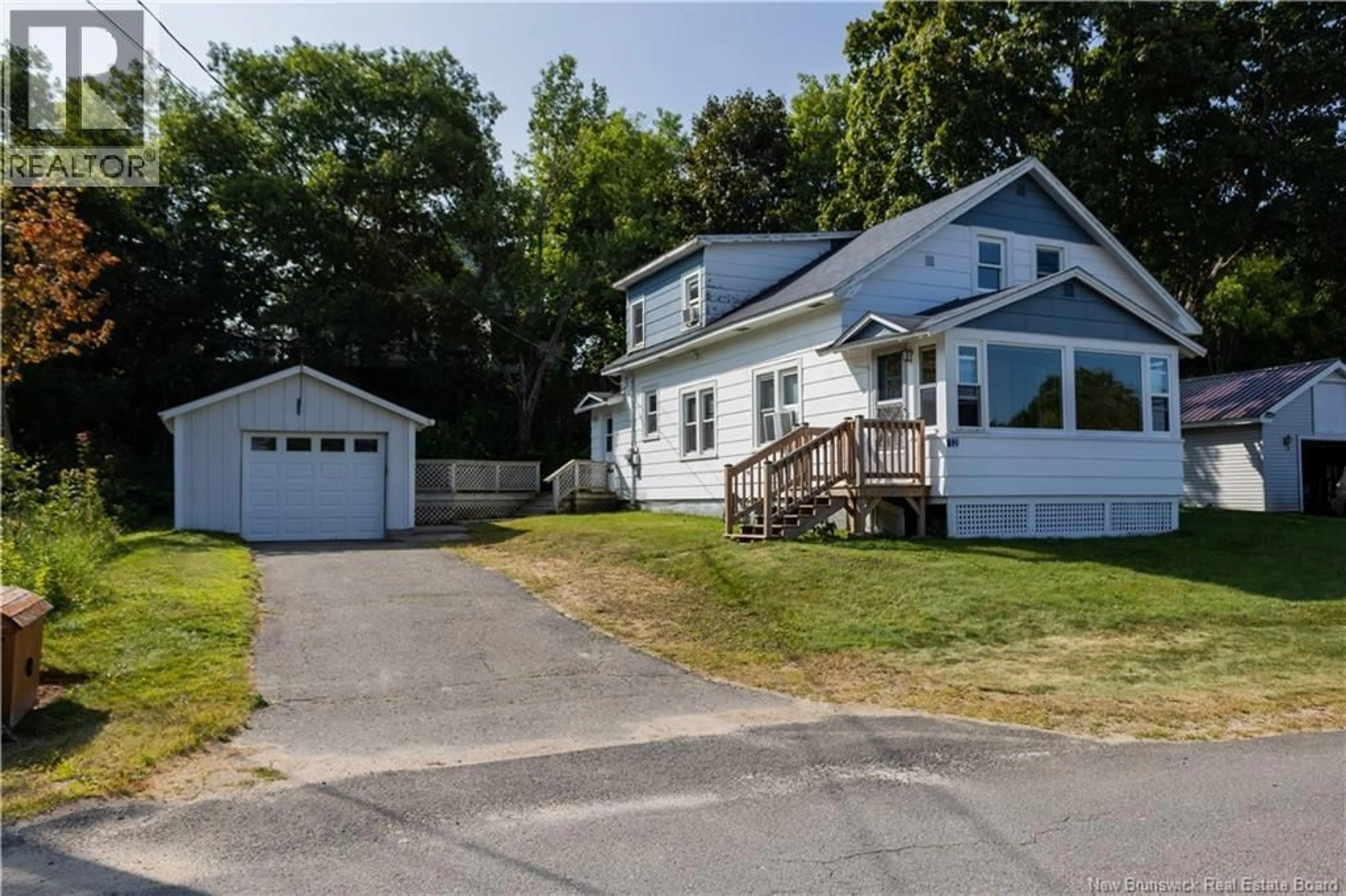 A pic from outside/outdoor area/front of a property/back of a property/a pic from drone, street for 12 BEECH STREET, McAdam New Brunswick E6J1V8