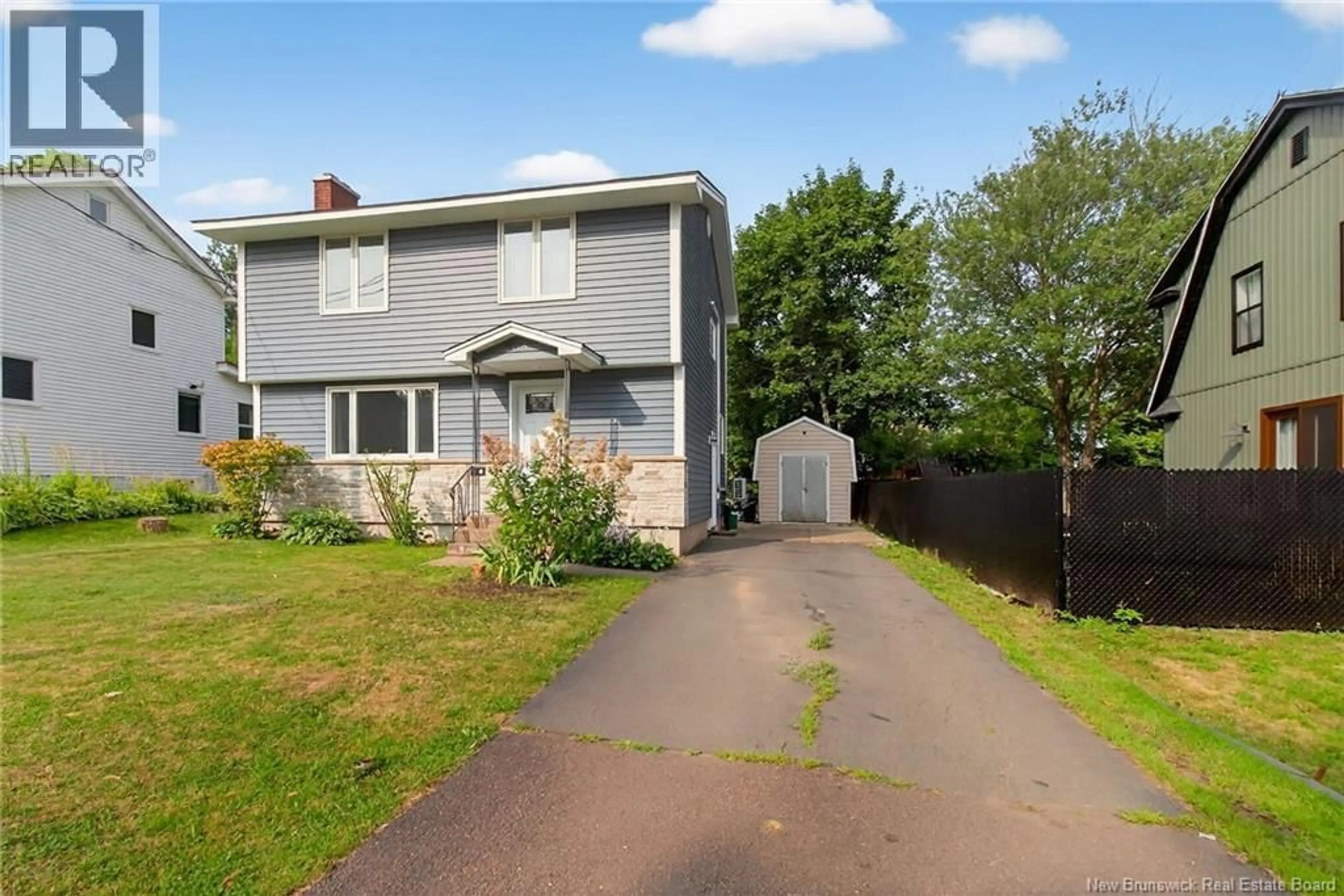 A pic from outside/outdoor area/front of a property/back of a property/a pic from drone, street for 205 WEDGEWOOD, Riverview New Brunswick E1B4T8