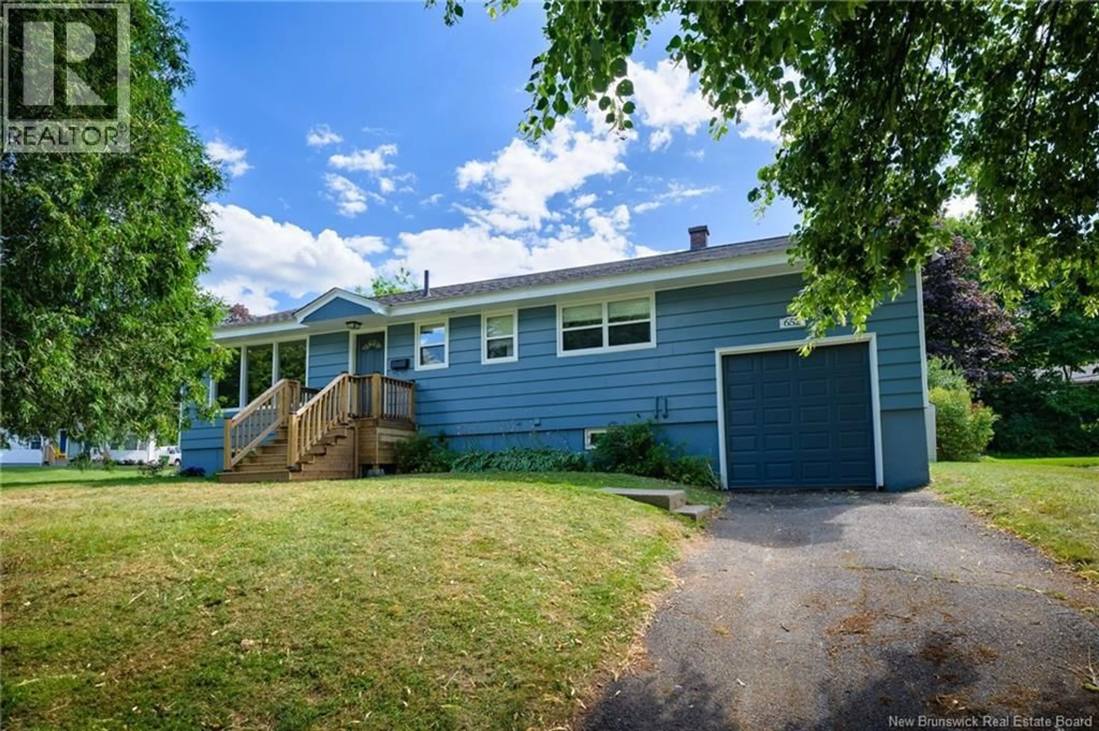 Unknown for 652 LOYALIST COURT, Fredericton New Brunswick E3B3K9