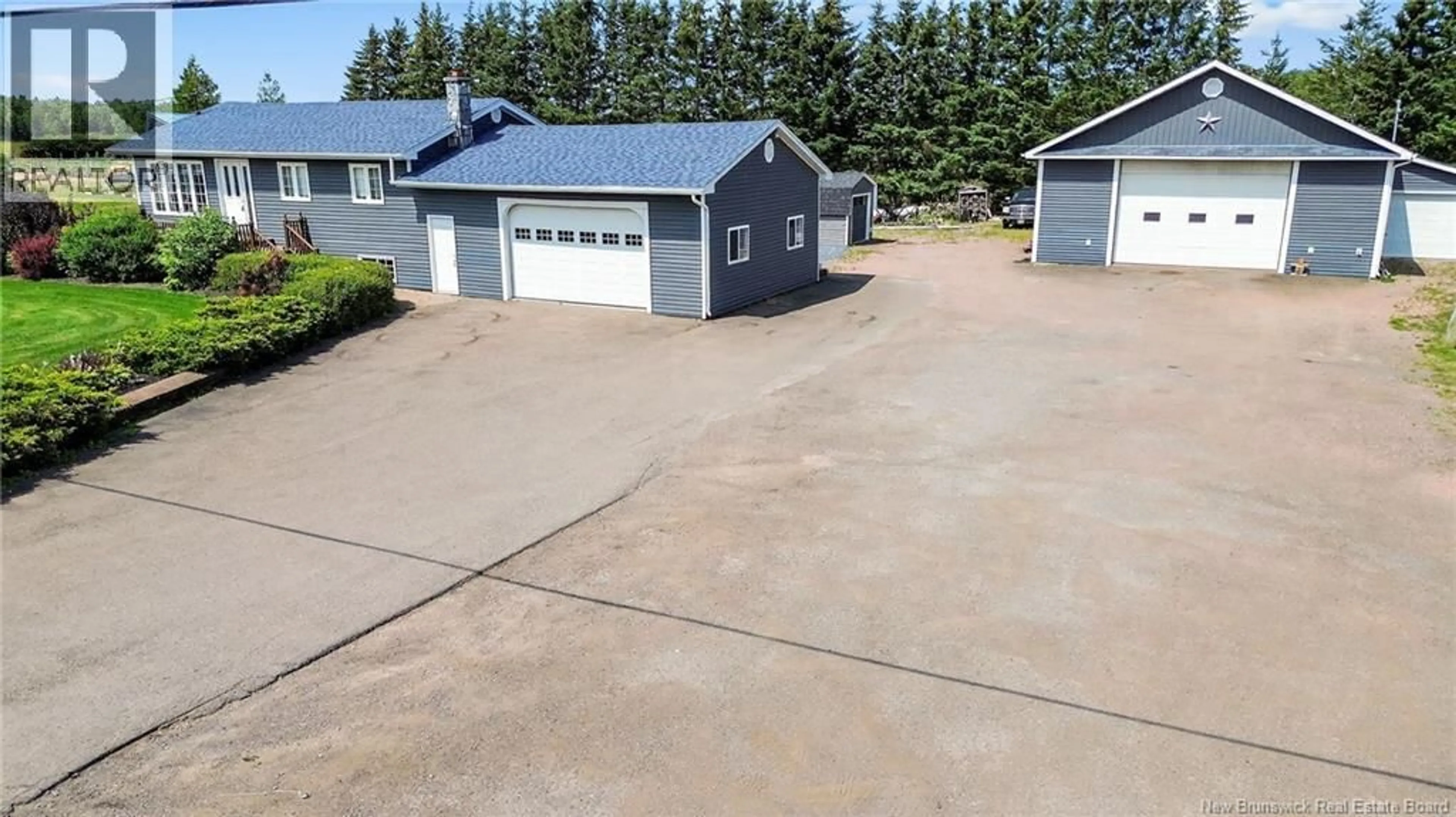 A pic from outside/outdoor area/front of a property/back of a property/a pic from drone, street for 2397 ROUTE 134, Shediac Cape New Brunswick E4P3E3