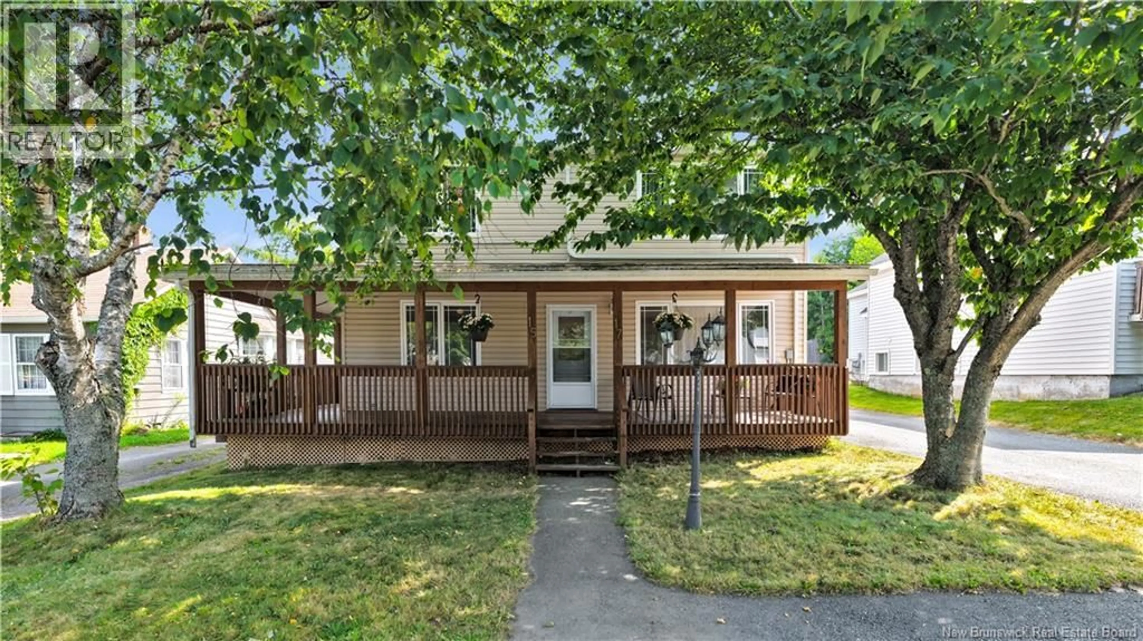 Home with vinyl exterior material, street for 15-17 BELGRAVE STREET, Saint John New Brunswick E2J1C5