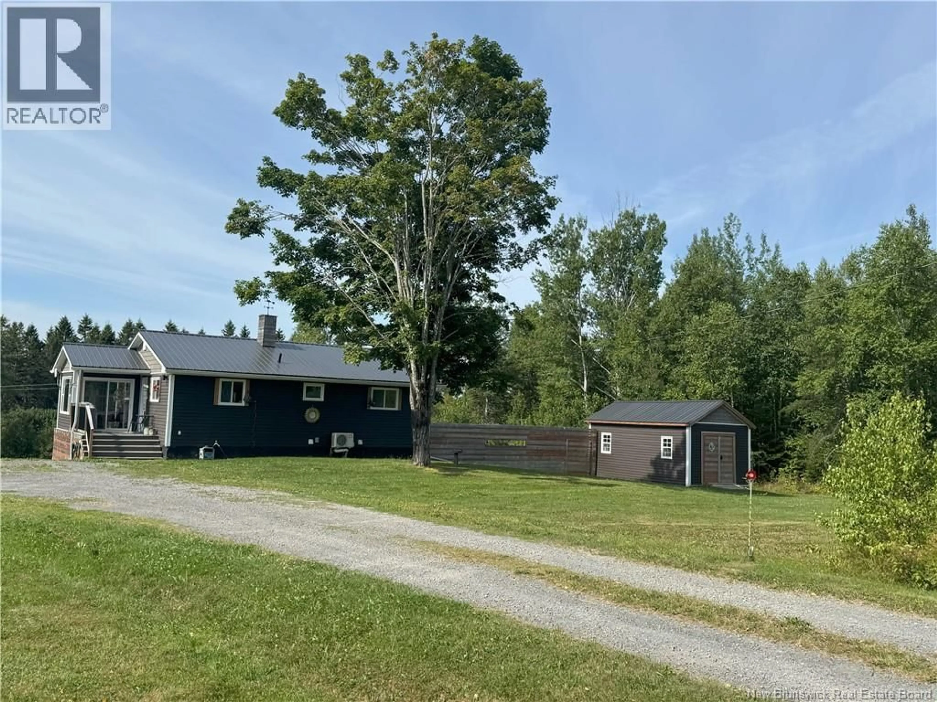 A pic from outside/outdoor area/front of a property/back of a property/a pic from drone, unknown for 2175 ROUTE 107, Williamsburg New Brunswick E6B1X5