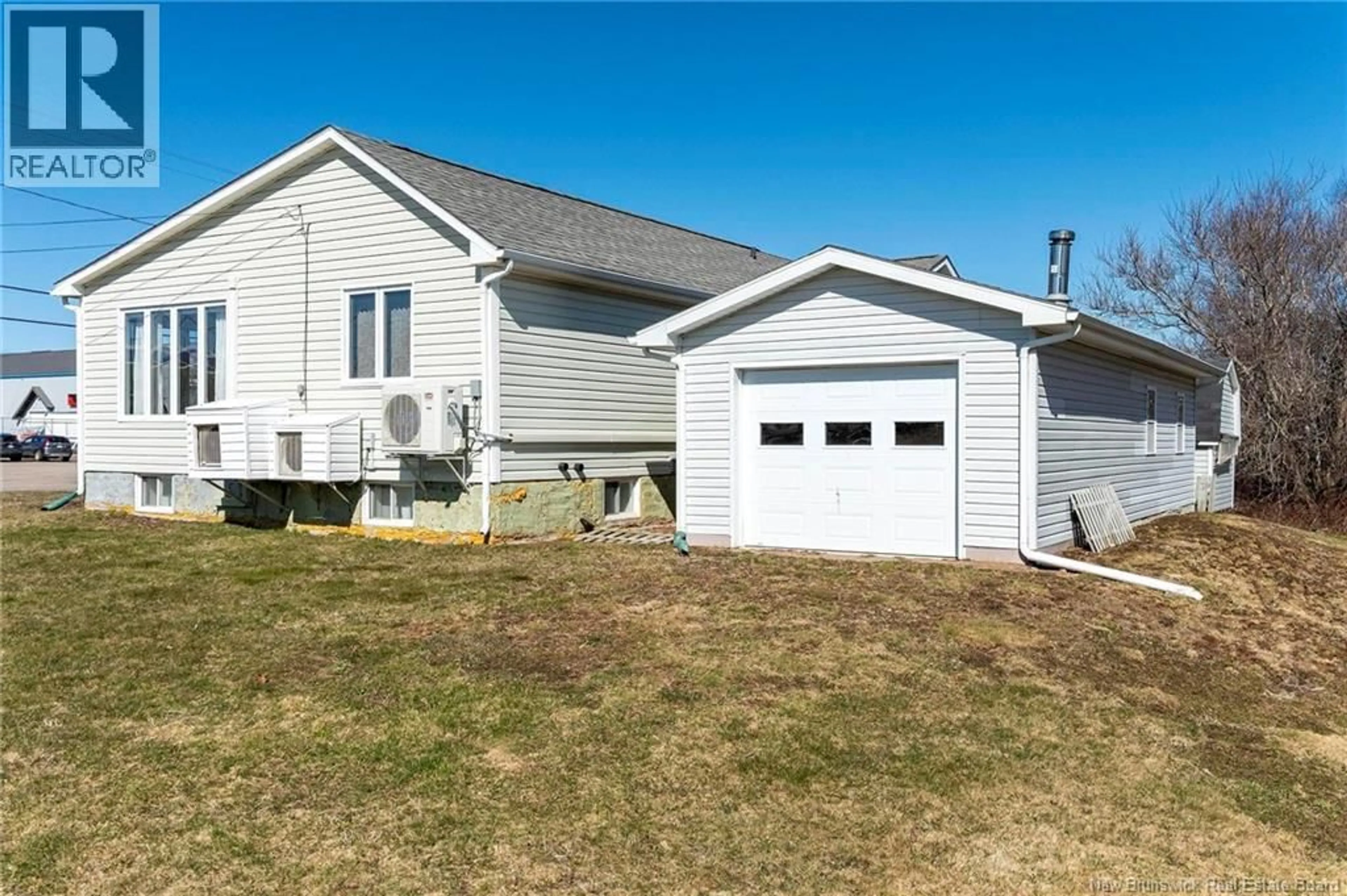 Home with vinyl exterior material, street for 14 POINTE DU CHENE ROAD, Shediac New Brunswick E4P2M2