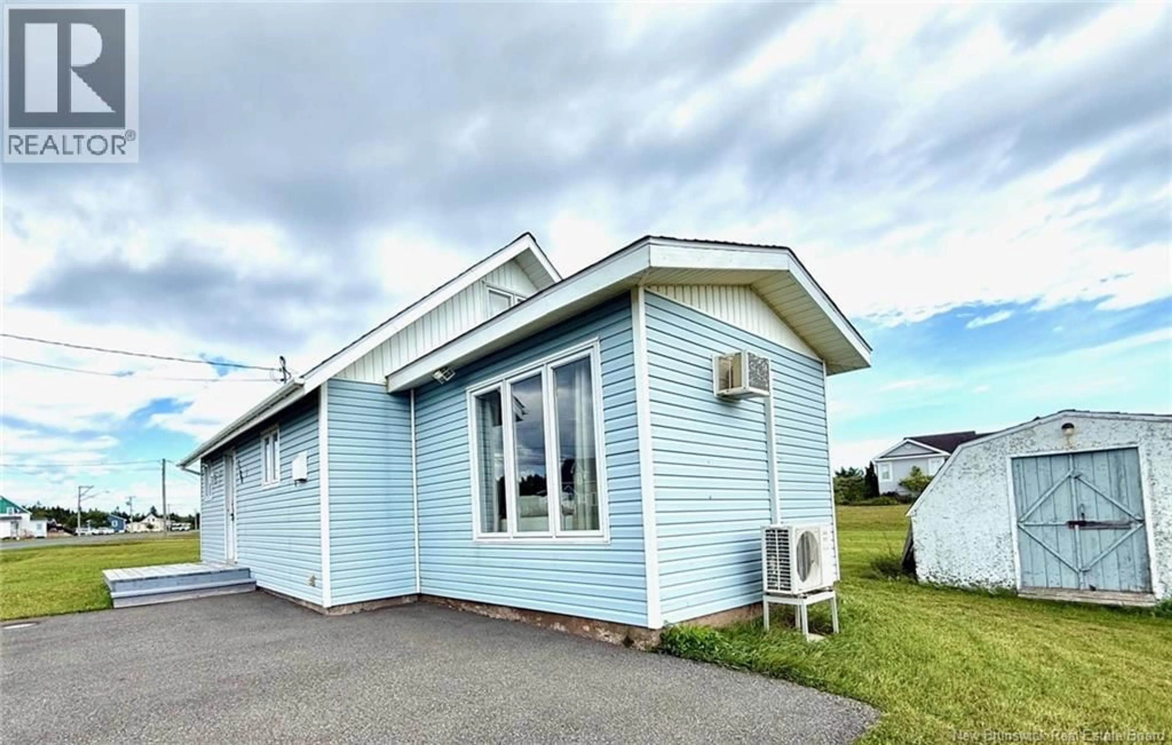 Home with vinyl exterior material, street for 2100 ROUTE 305, Cap-Bateau New Brunswick E8T3H1
